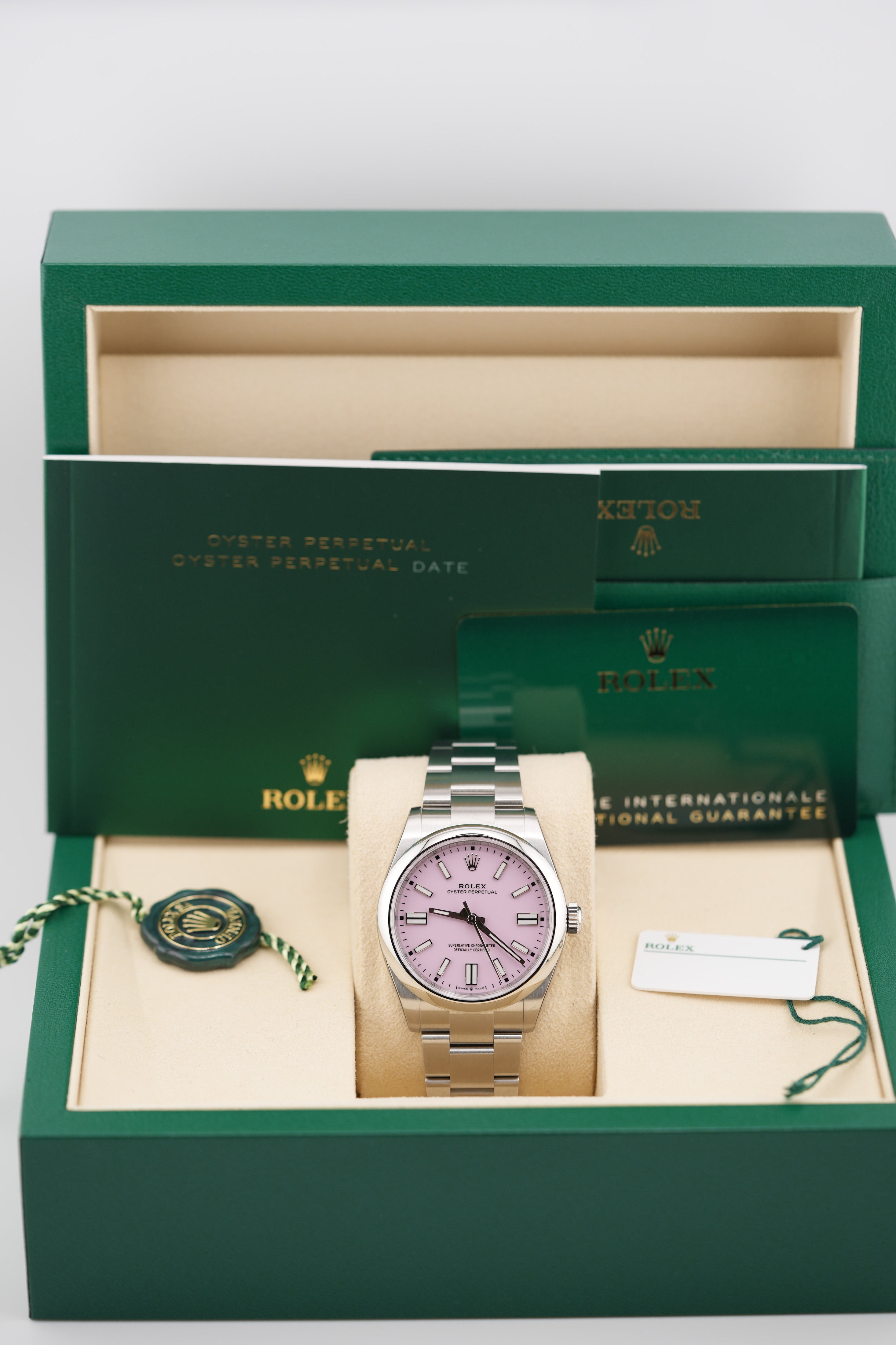 Rolex Oyster Perpetual 134300 "Candy Pink" (2026 Box & Papers)