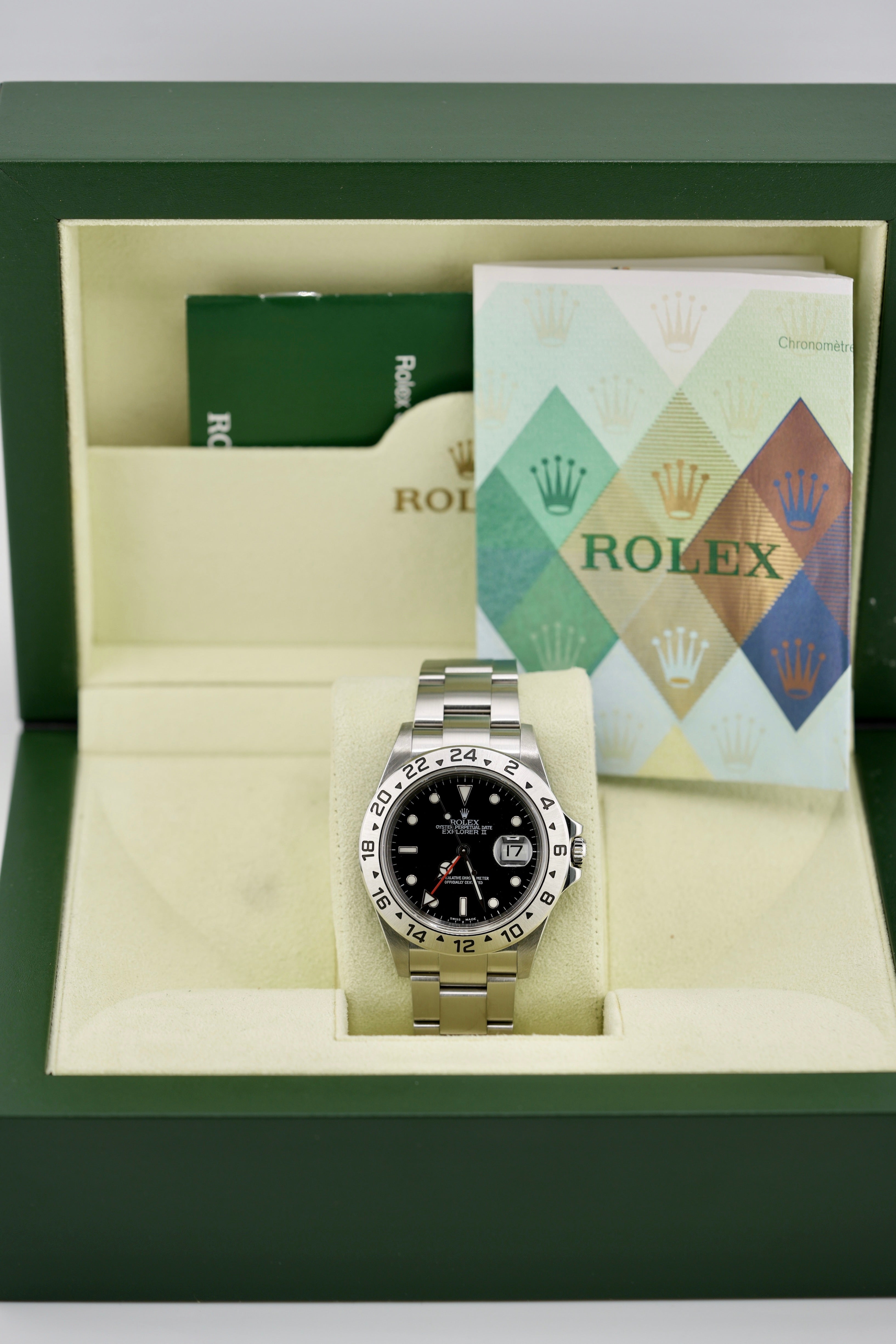 Rolex Explorer 16570 (Box & Papers)