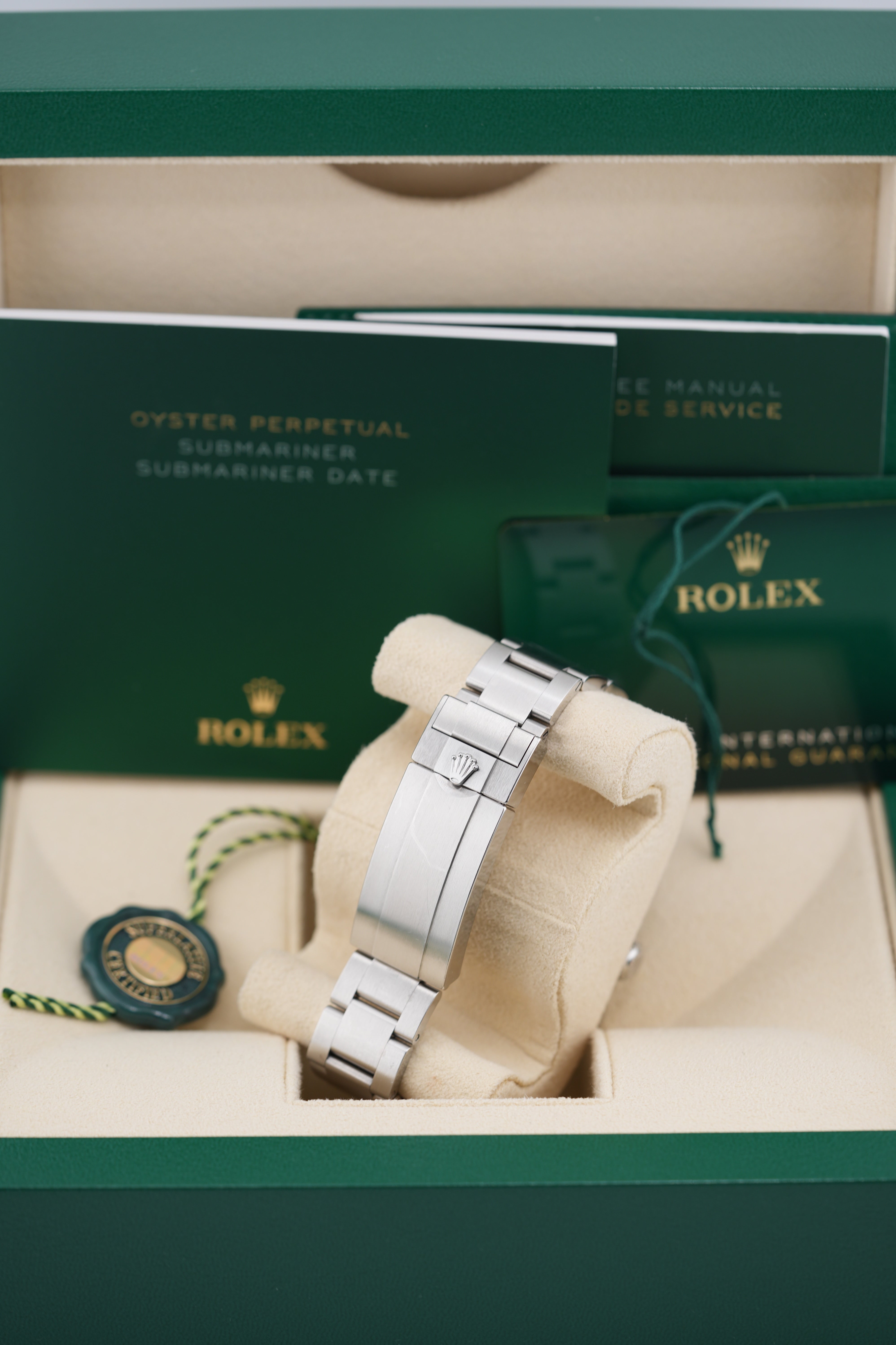 Rolex Submariner 41MM 126610LN (2025 Box & Papers)