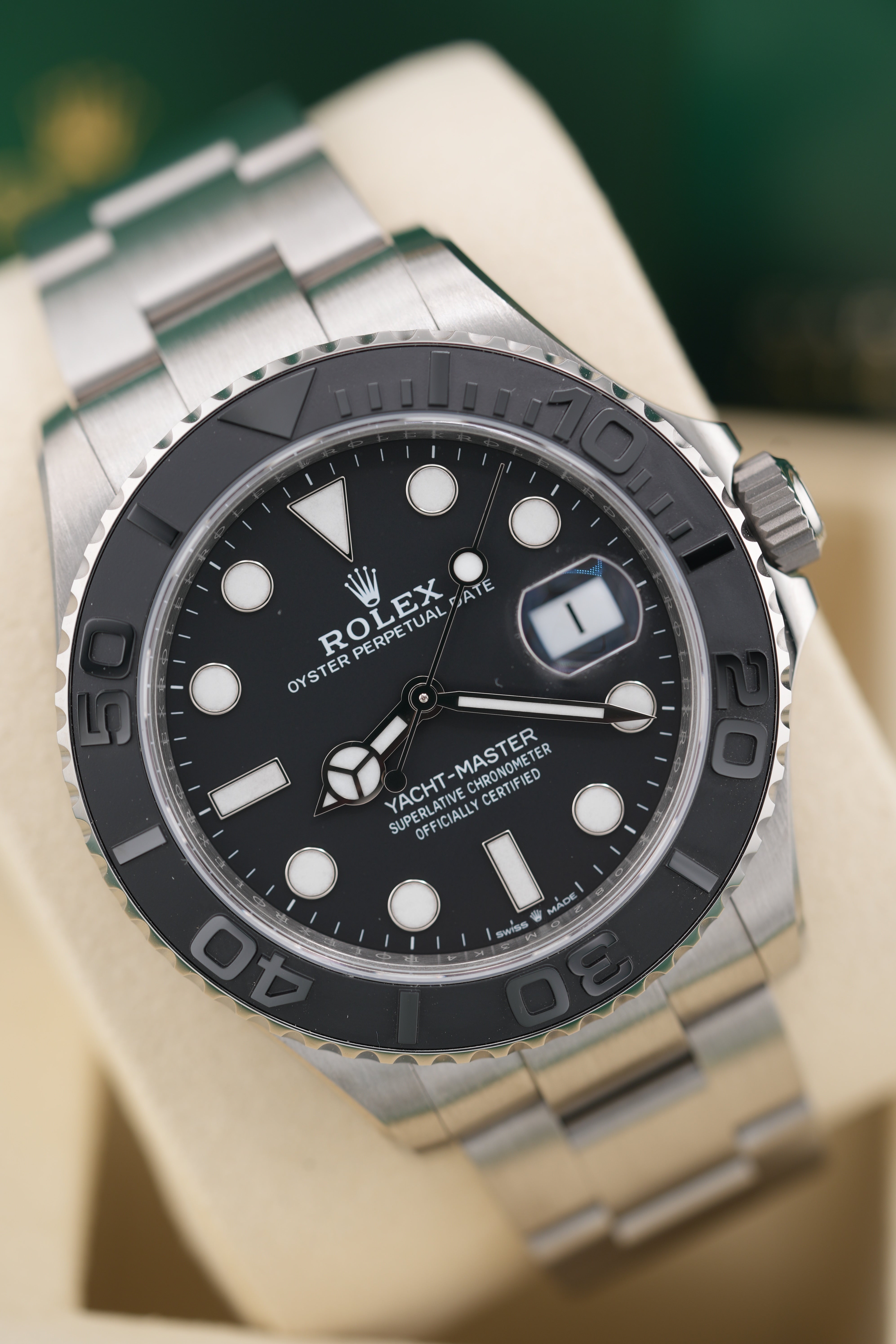 Rolex Yacht-master 226627 "Titanium" (2026 NEW Box & Papers)