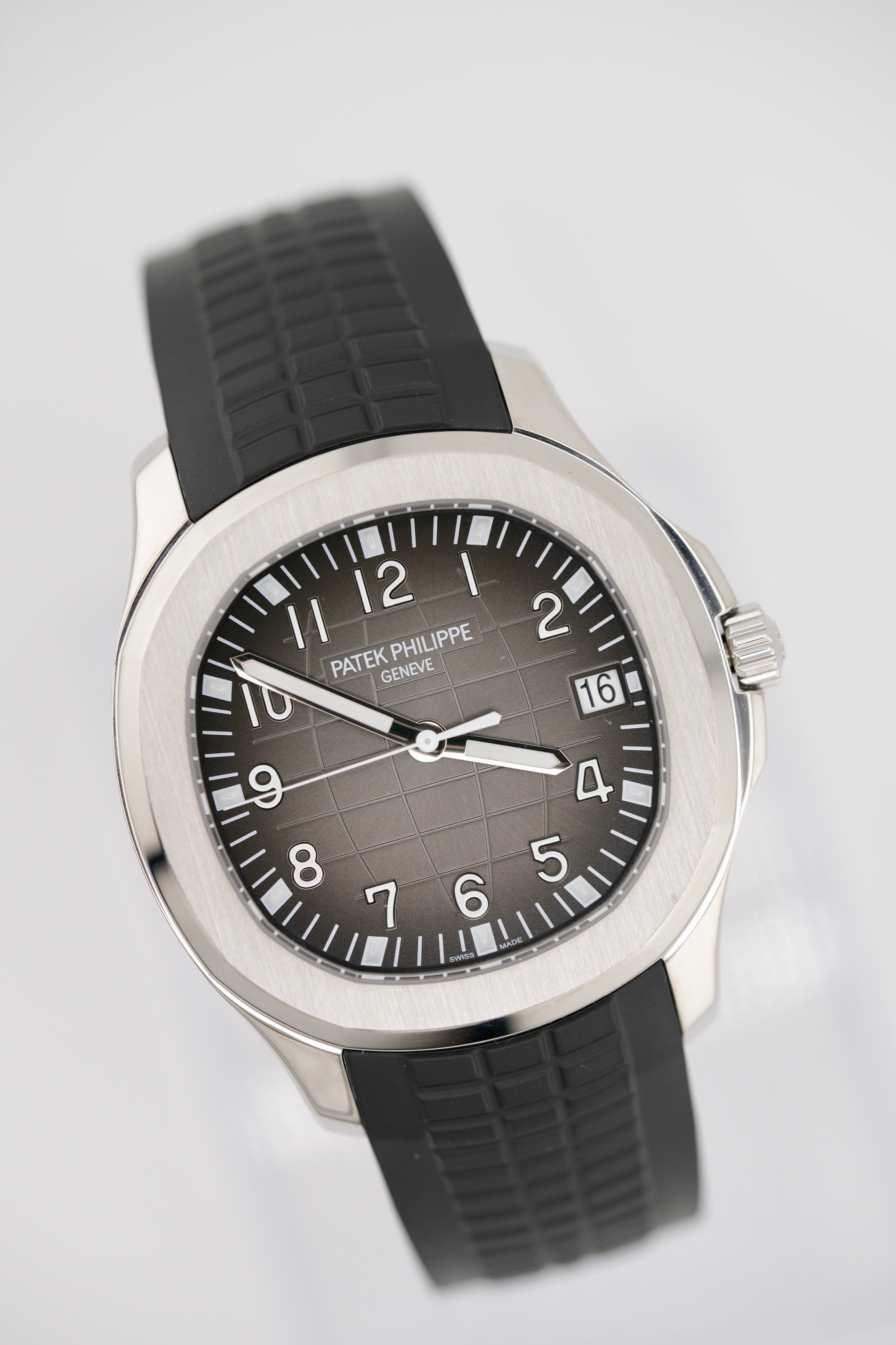 Patek Philippe 5167A Aquanaut (Box & Papers)