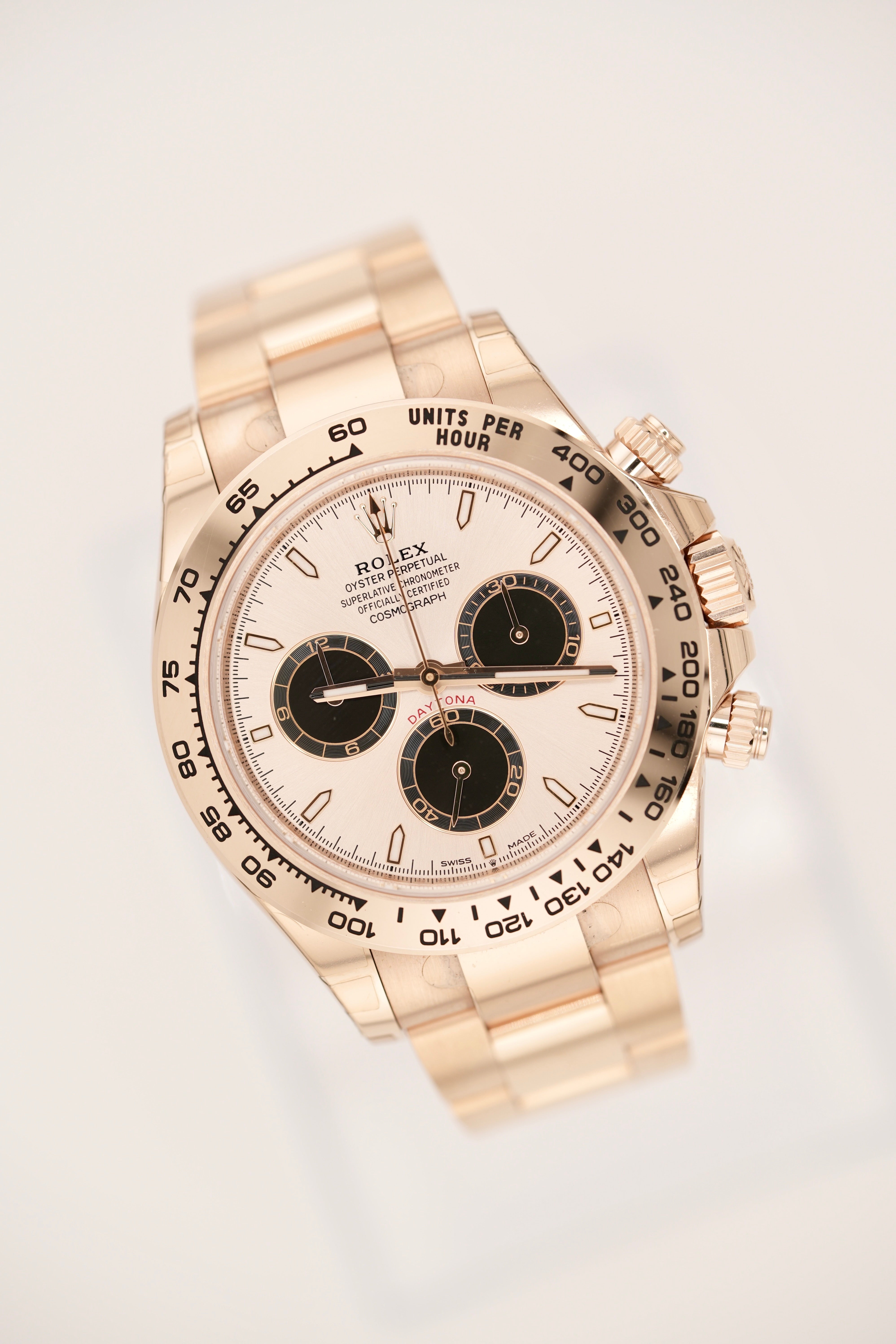 Rolex Daytona 126505LN "Sundust" (2026 Box & Papers)