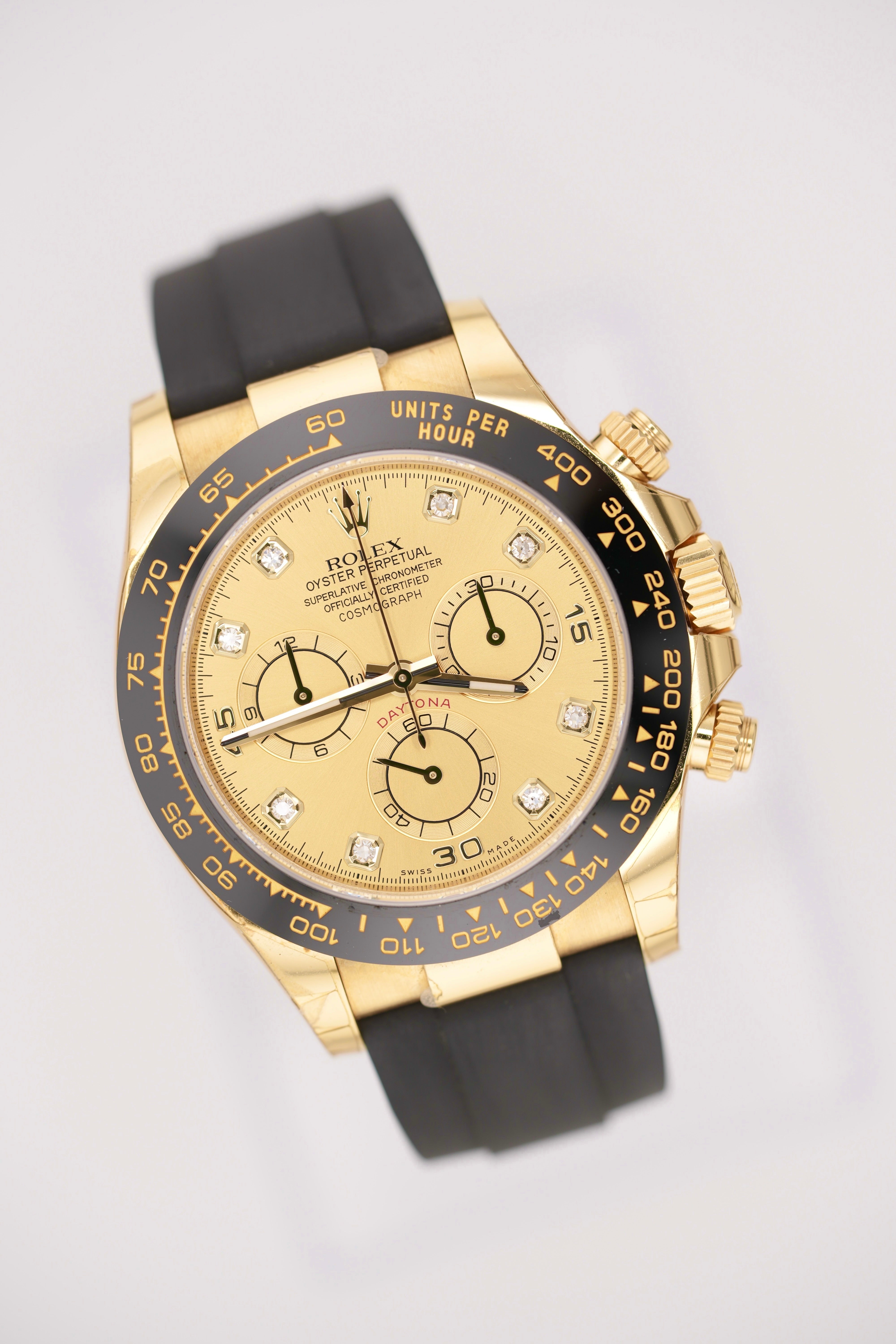 Rolex Daytona 116518LN "Champagne Diamond" (2020 NEW OLD STOCK - Box & Papers)