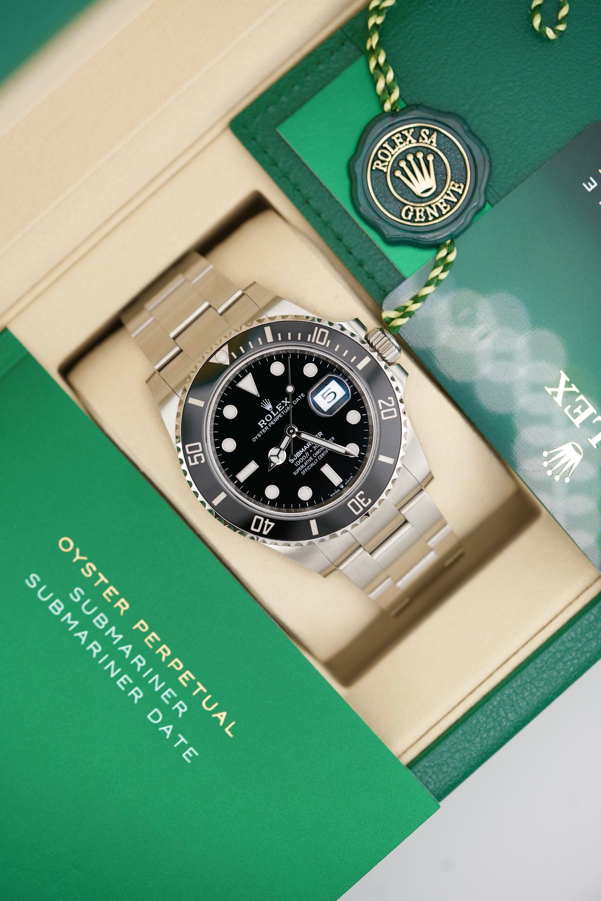 Rolex Submariner 41MM 126610LN (2026 UNWORN Box & Papers)