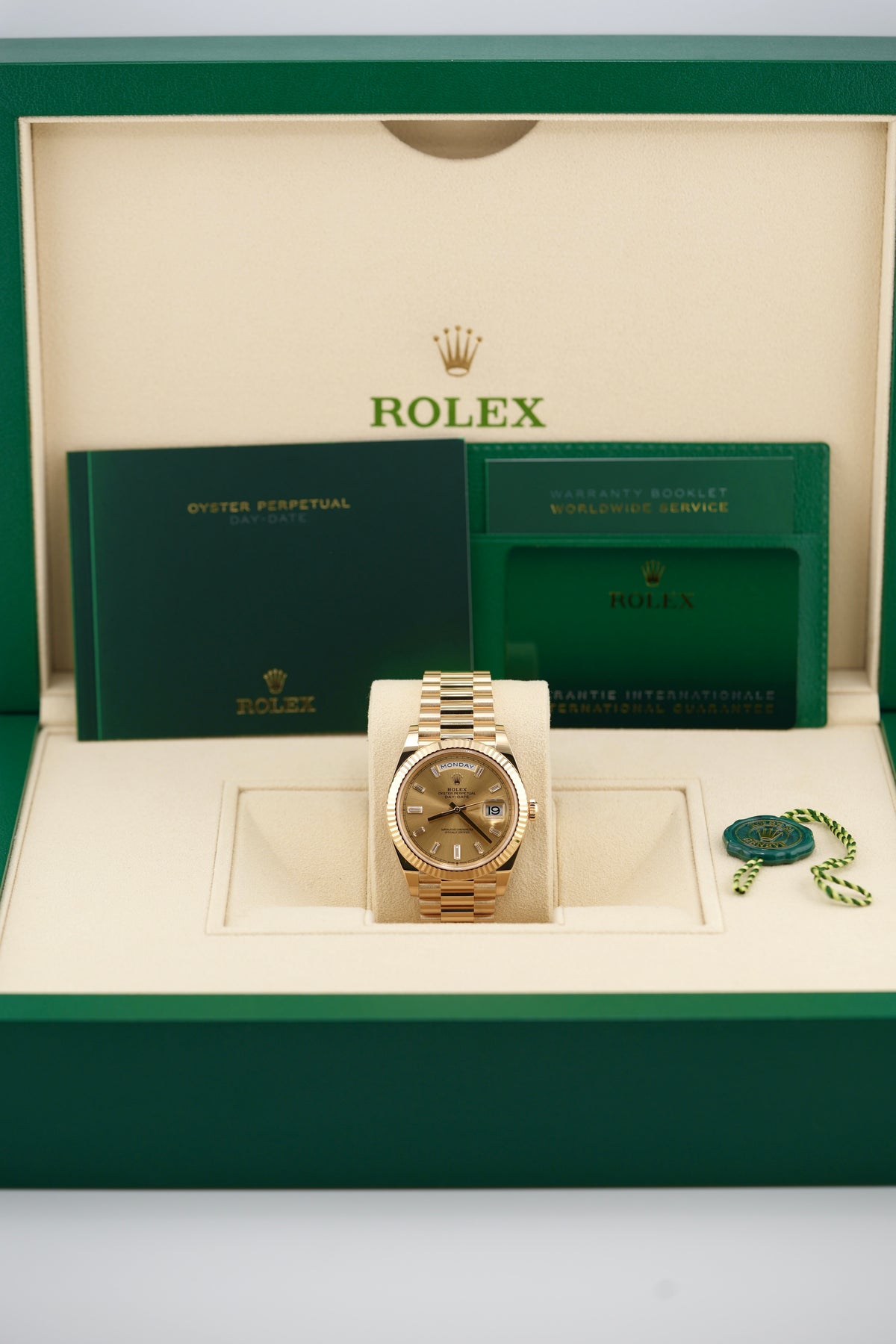 Rolex Day-date 40MM 228238 "Baguette" (2024 Box & Papers)
