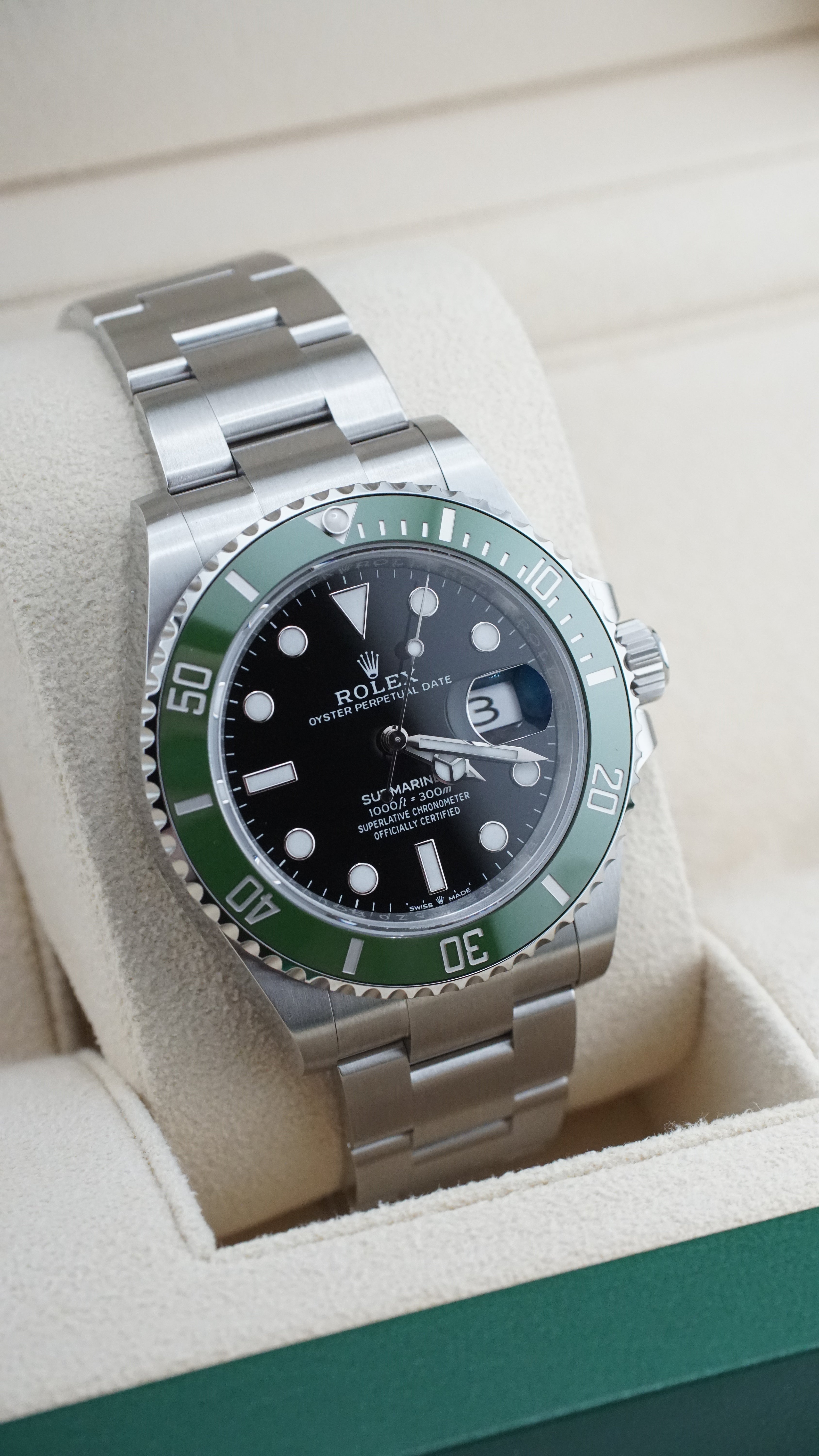 Rolex Submariner 126610LV "Starbucks" (Box & Papers 2025)