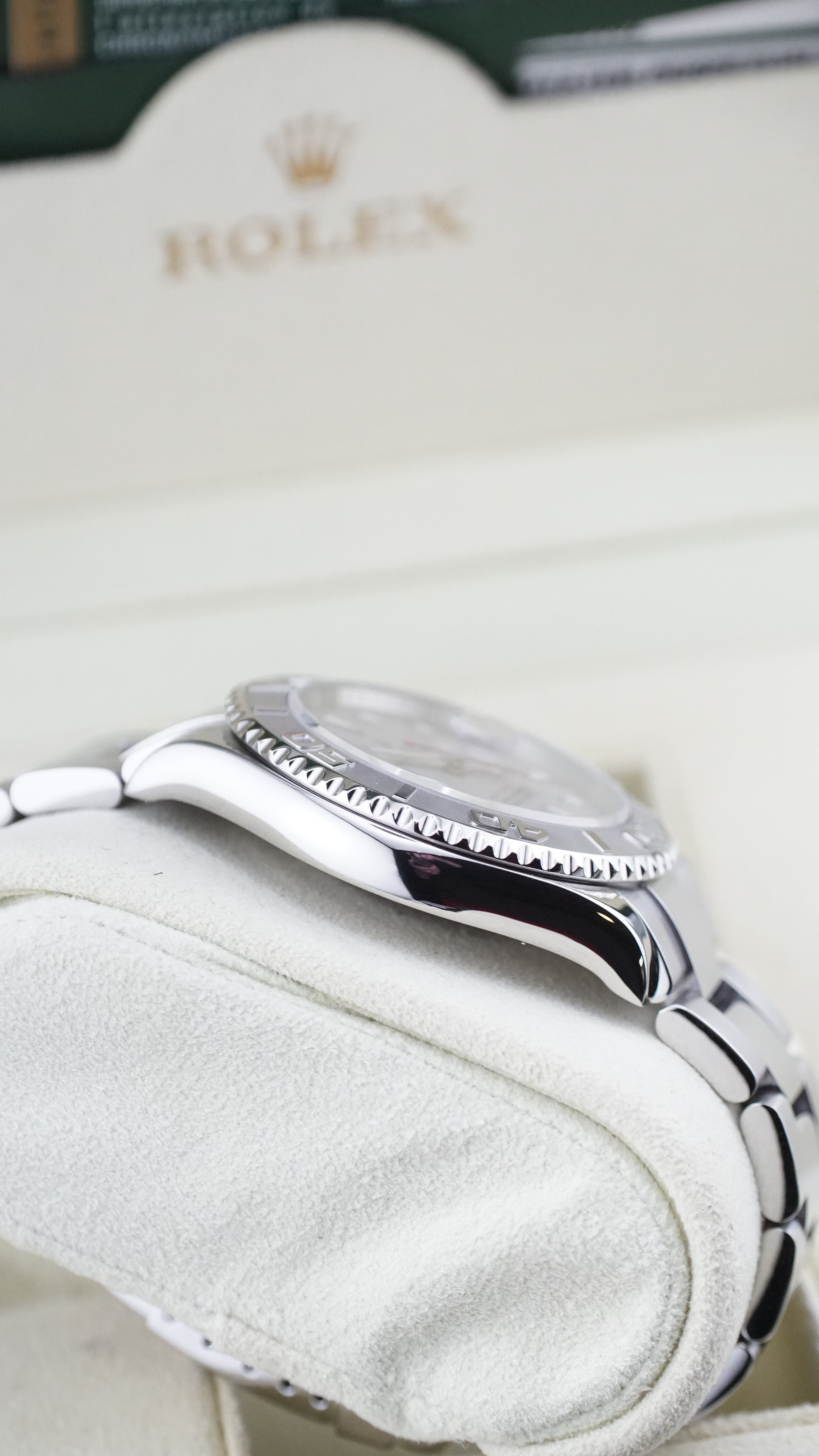 Rolex Yacht-master 16622 Platinum (2008 Box & Papers)