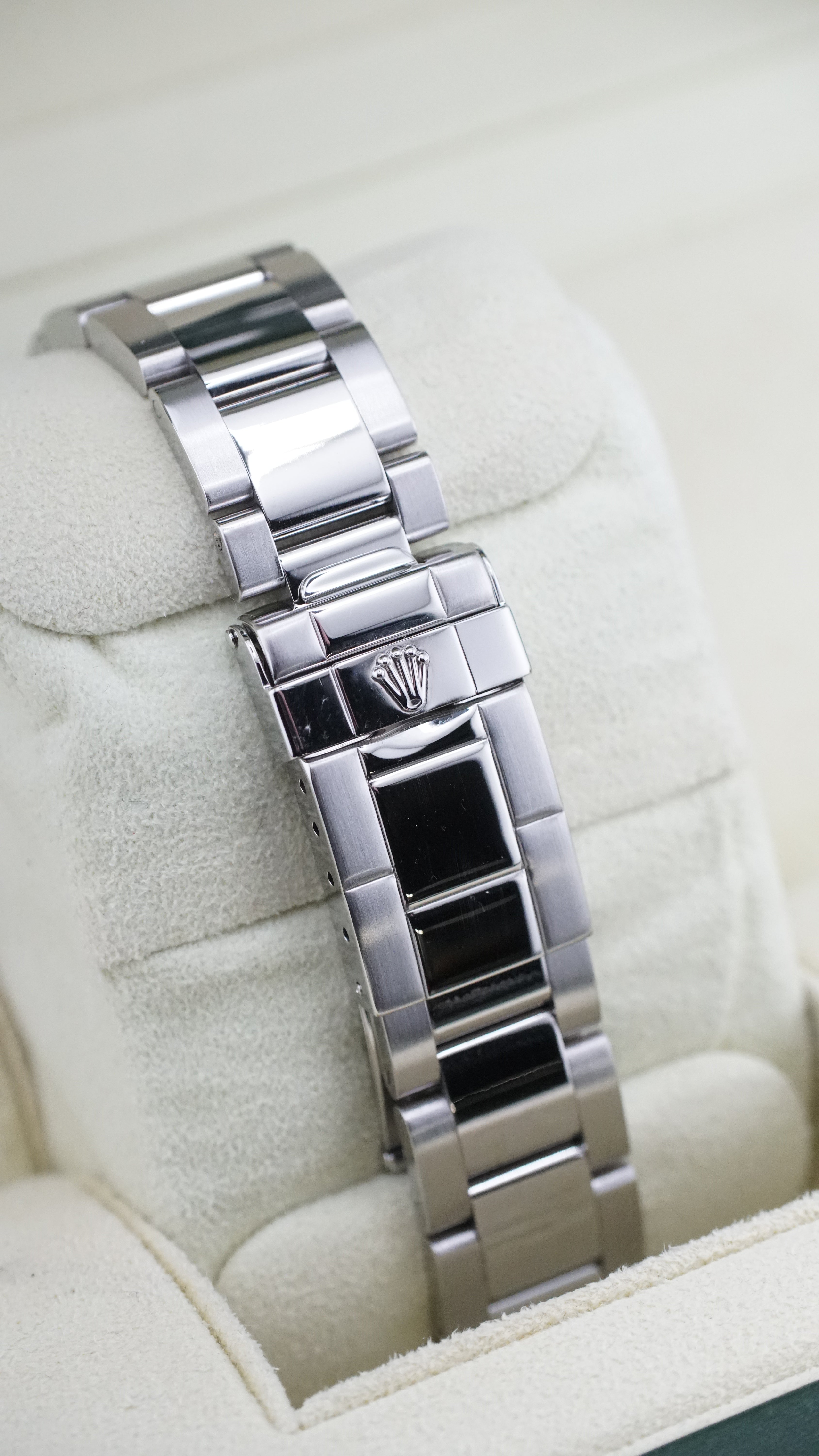 Rolex Yacht-master 16622 Platinum (2008 Box & Papers)