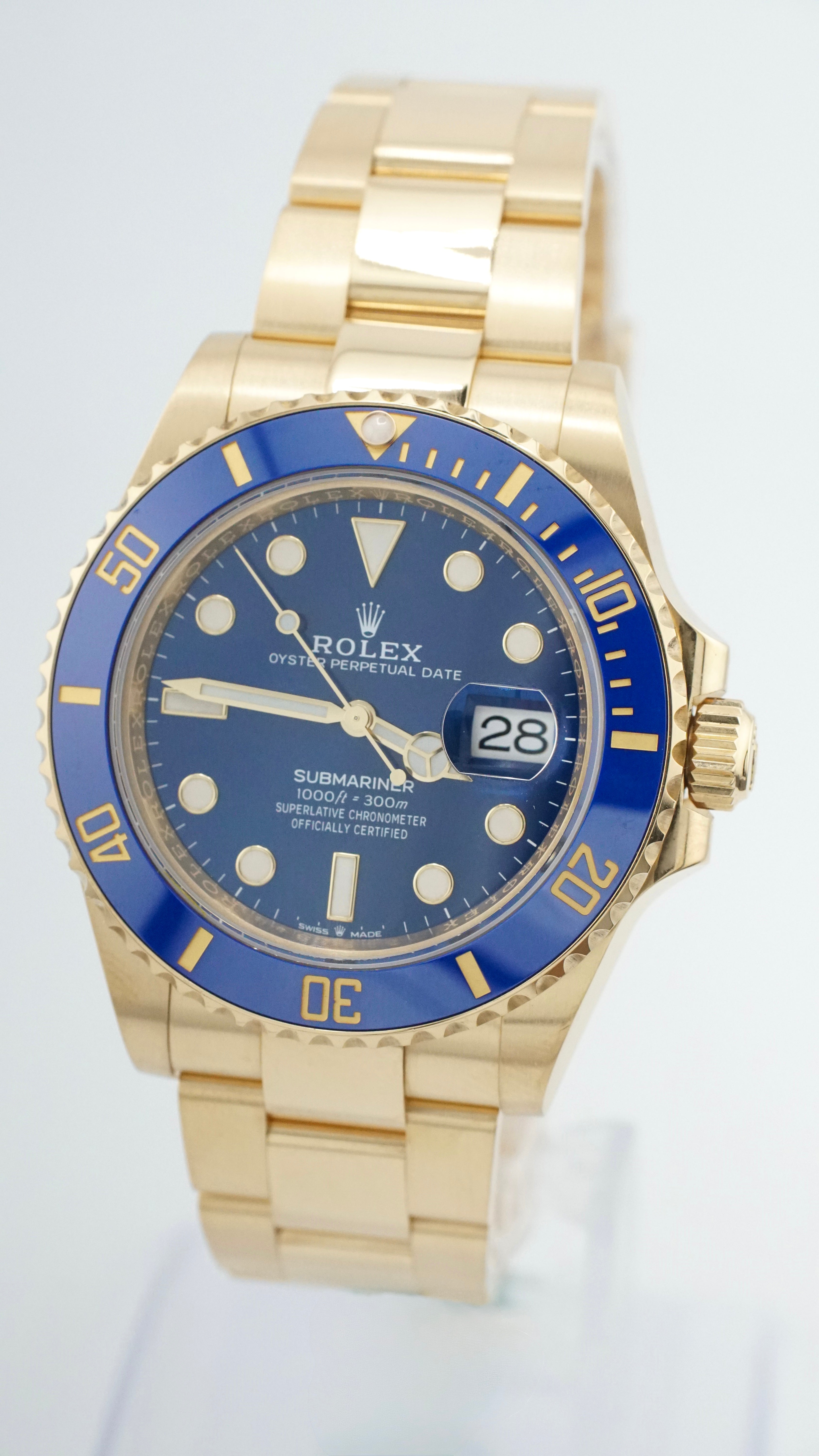 Rolex Submariner "Bluesy" 126618LB (2021 Box & Papers)