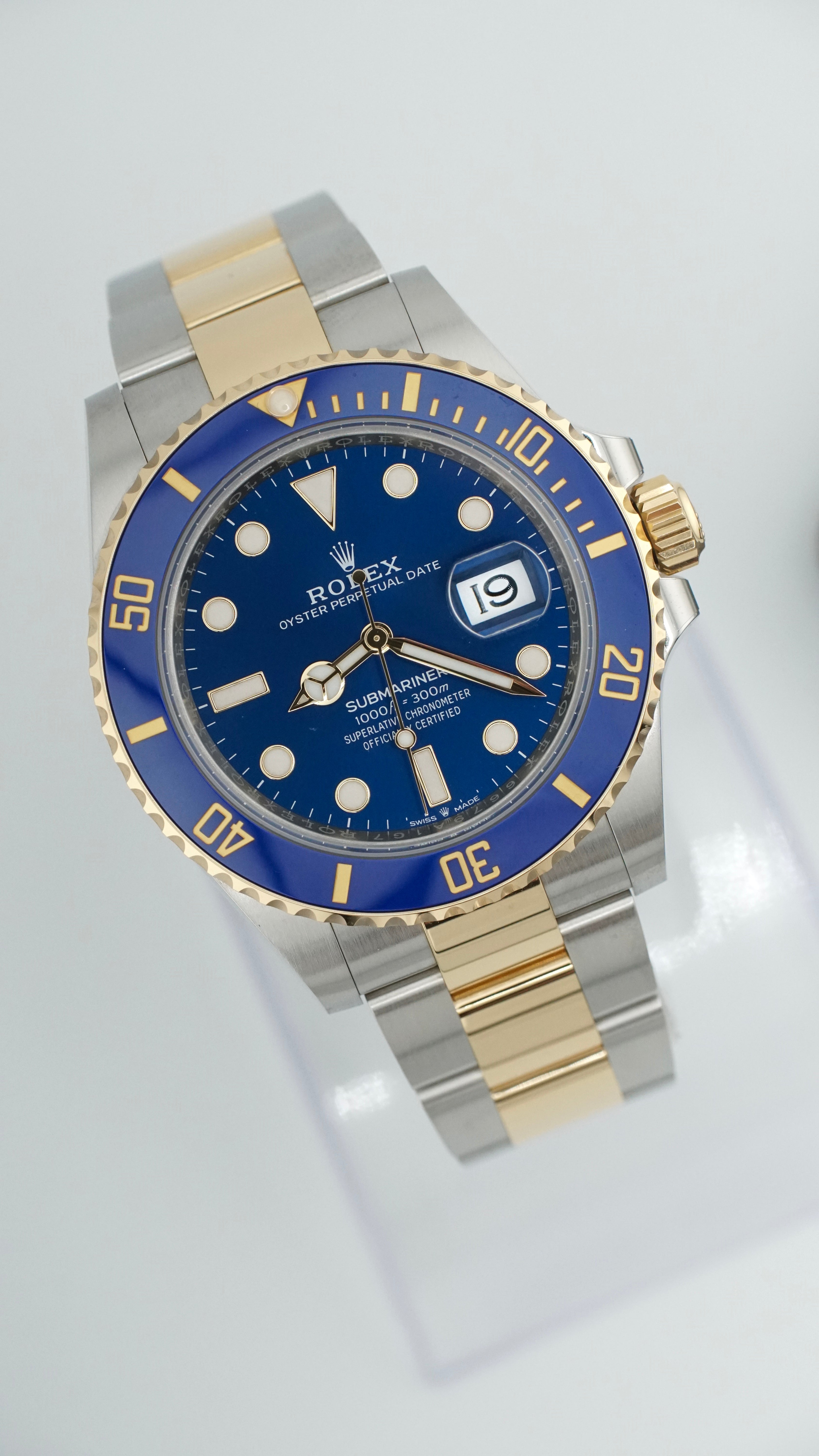 Rolex Submariner "Bluesy" 126613LB (2025 NEW Box & Papers)