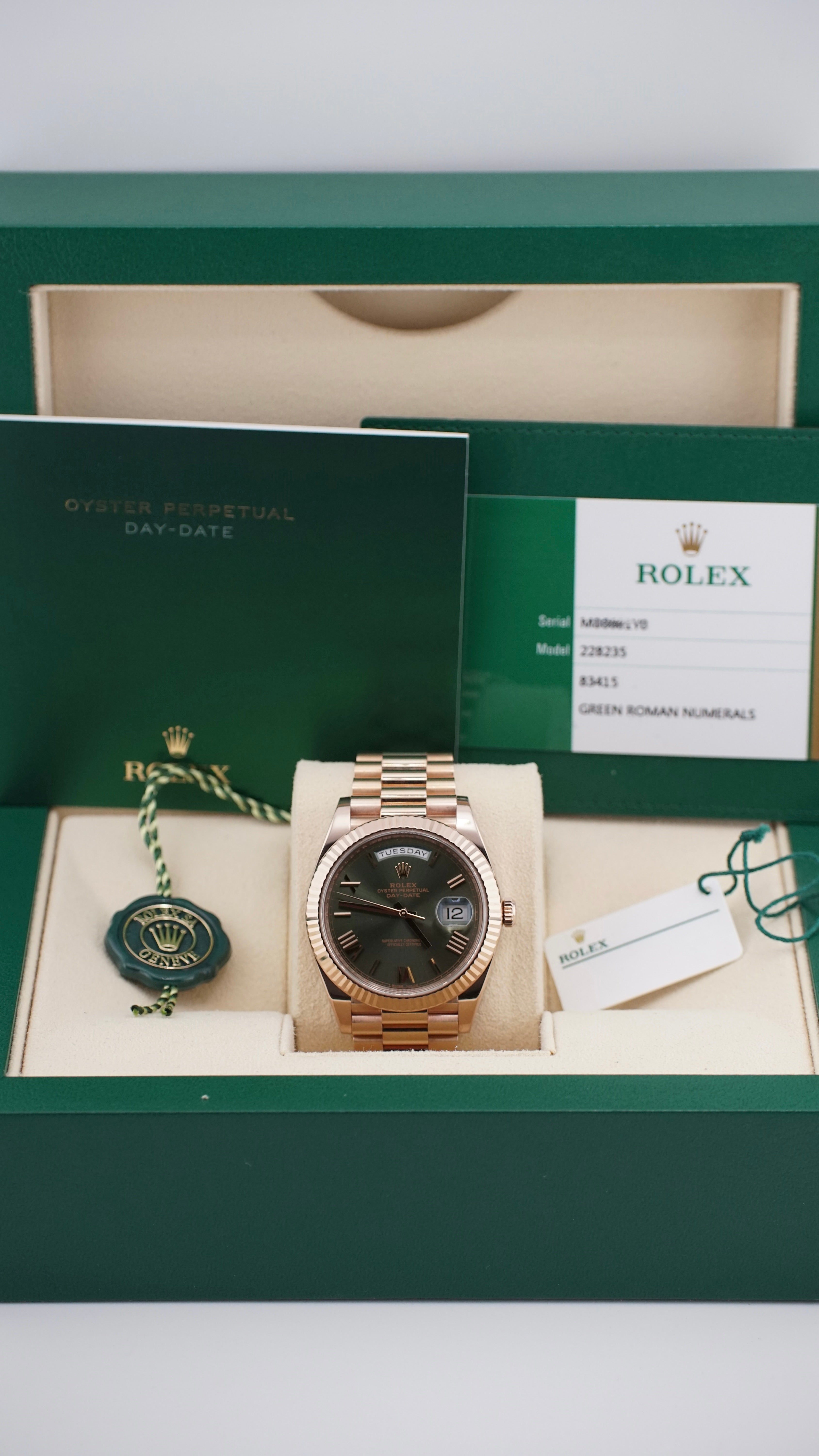 Rolex Day-date 40 228235 "Olive" (2018 Box & Papers)