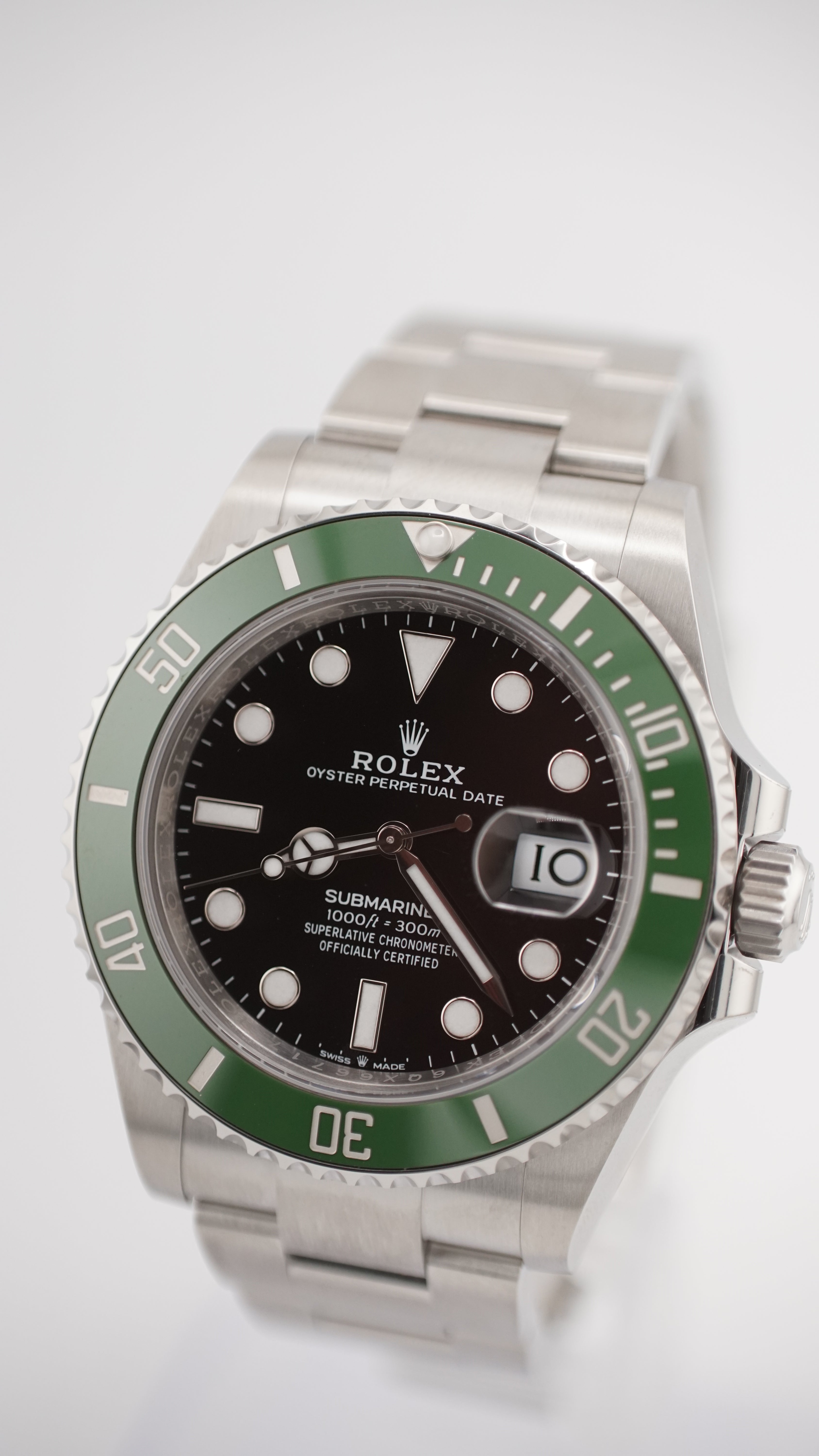 Rolex Submariner 126610LV "Starbucks" (2025 UNWORN Box & Papers)
