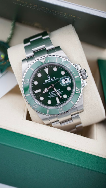 Rolex Submariner 116610LV "HULK" (NEW NFC CARD BOX & PAPERS)