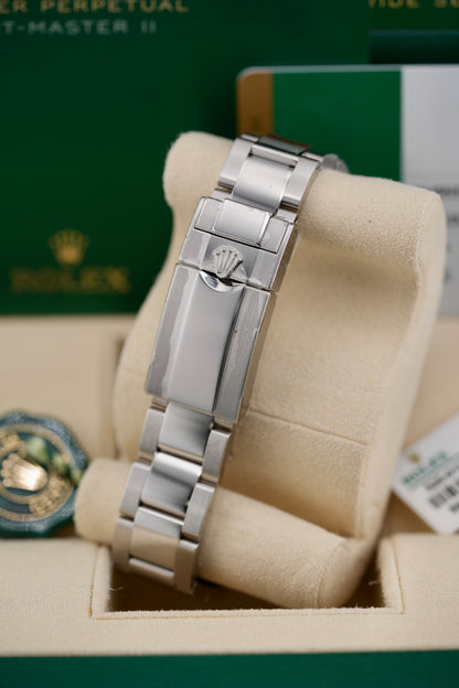 Rolex GMT Master II 116710LN "Green Arrow" (2020 NEW FULL STICKERS - Box & Papers)