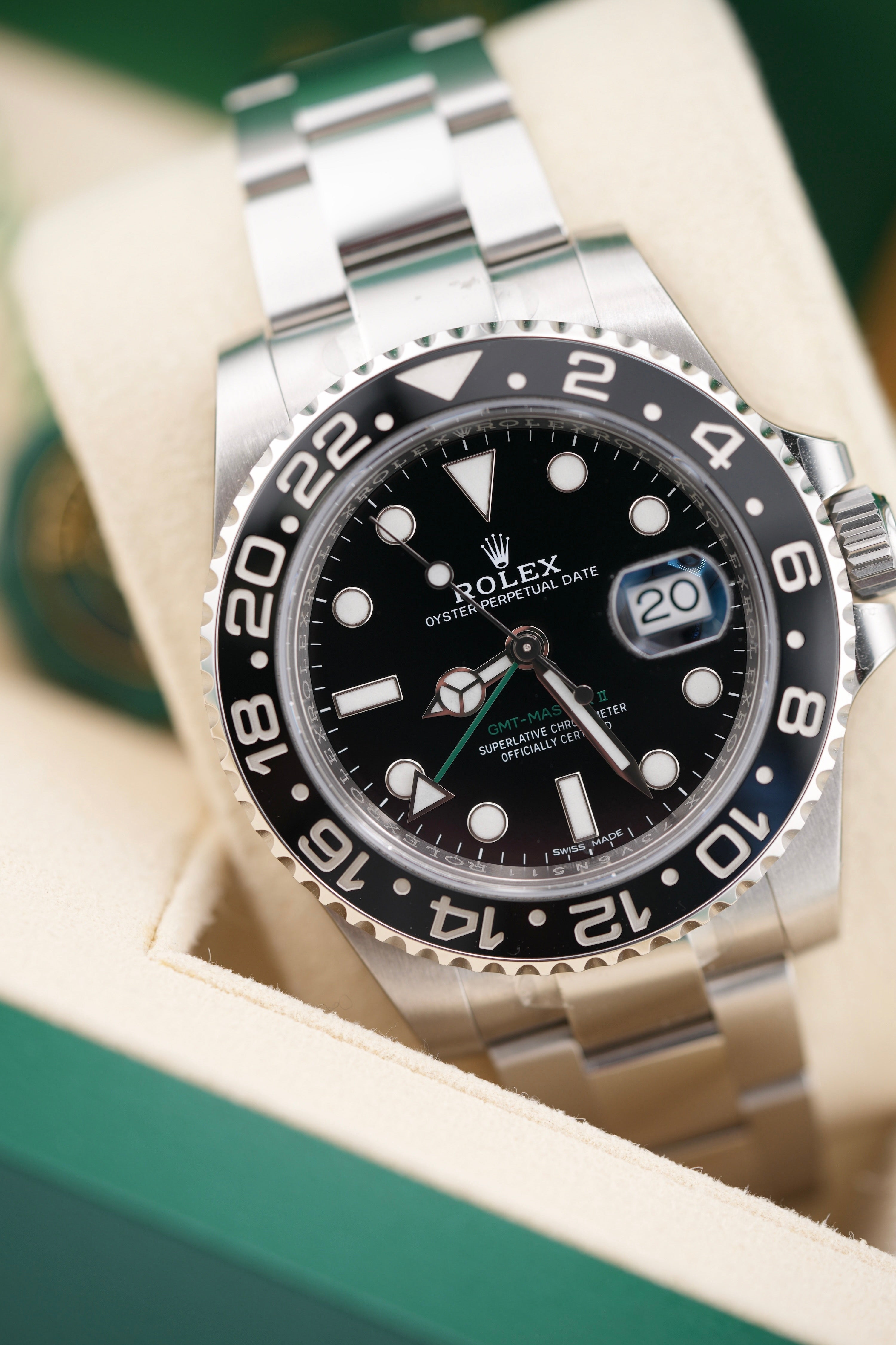 Rolex GMT Master II 116710LN "Green Arrow" (2020 NEW FULL STICKERS - Box & Papers)
