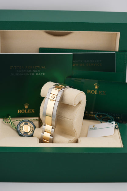 Rolex Submariner 41mm 126613LN (2022 Box & Papers)