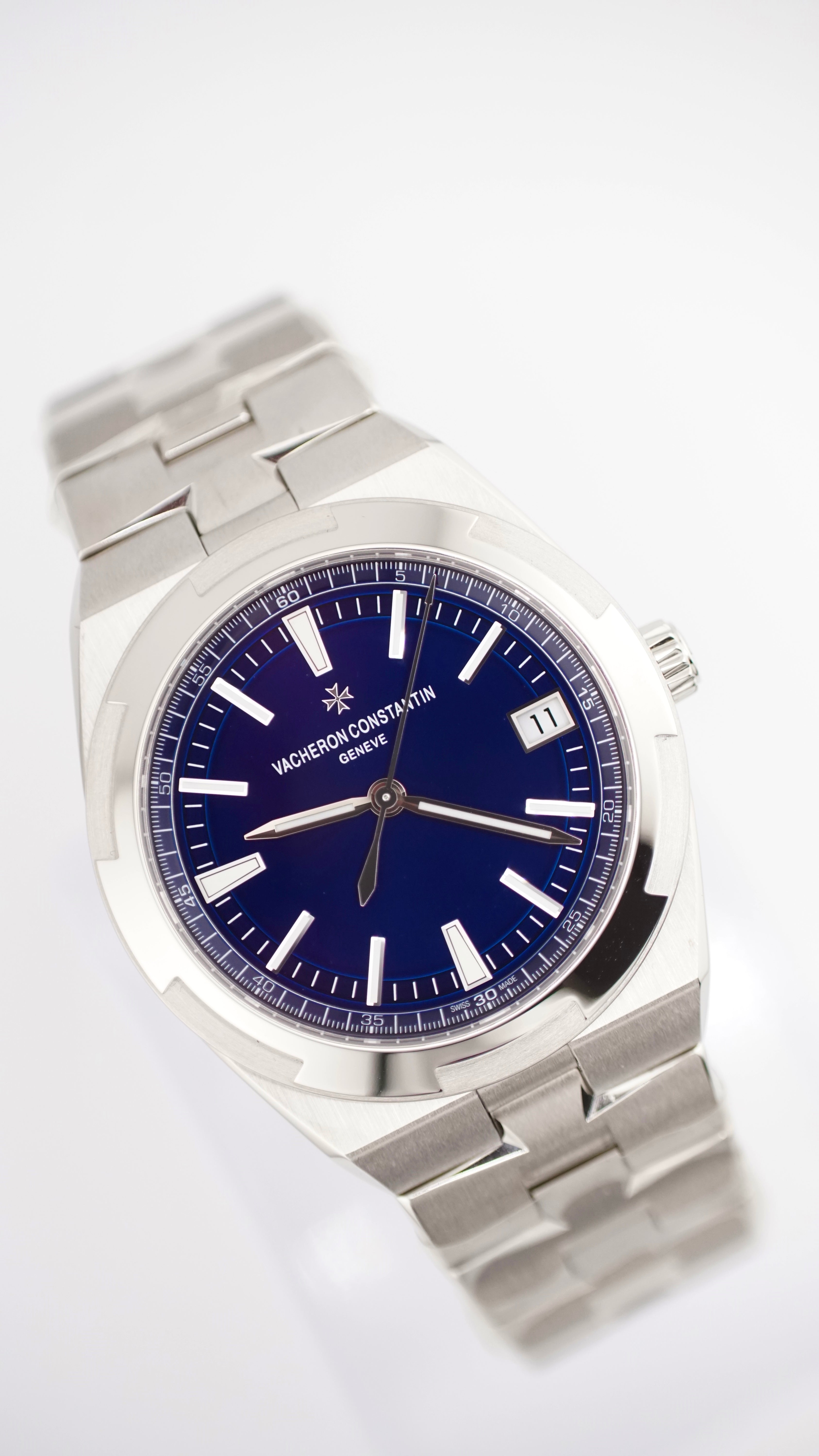 Vacheron Constantin Overseas 4500V (2021 NOS Box & Papers)