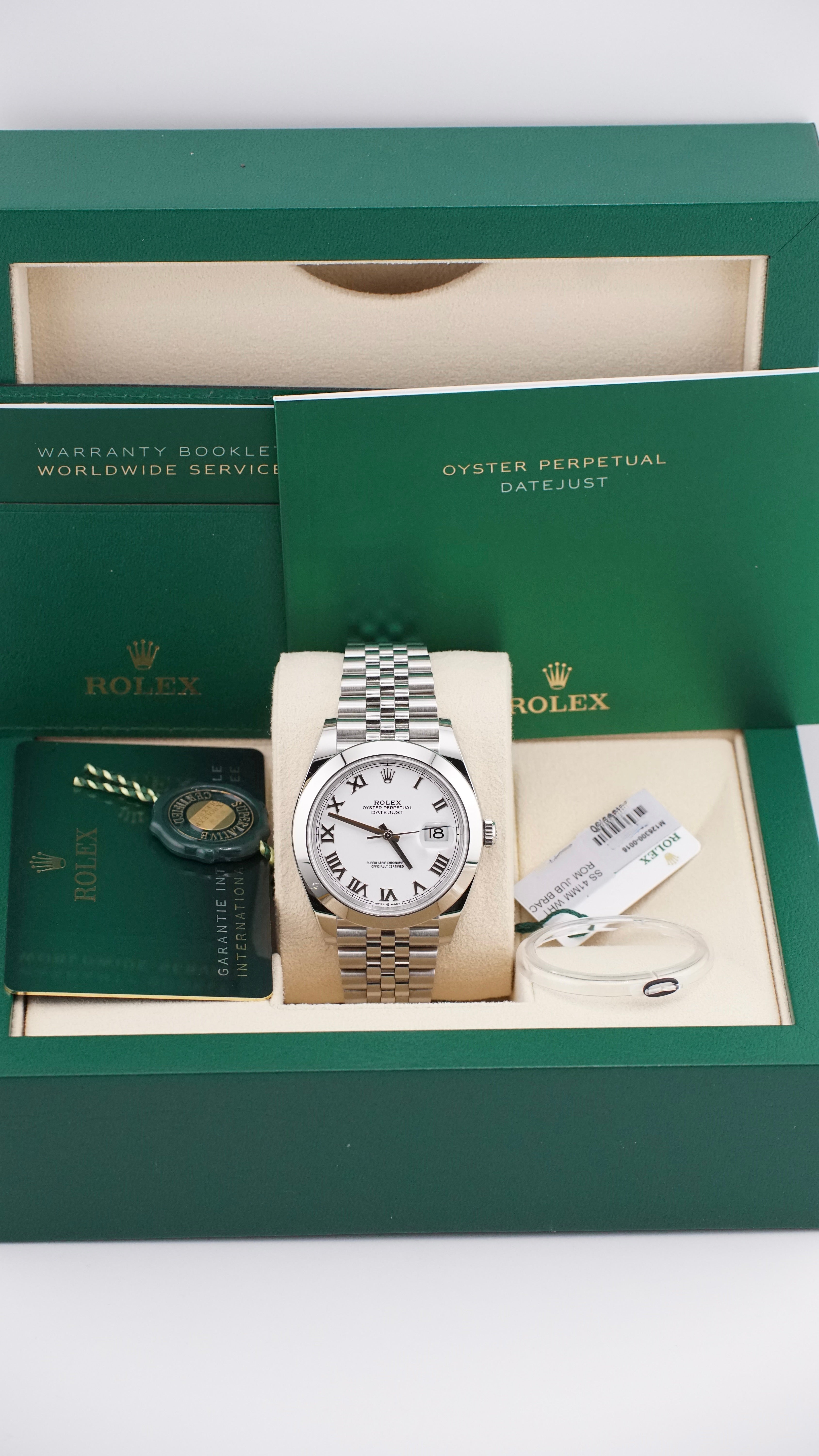 Rolex Datejust 41mm 126300 (2024 NEW Box & Papers)