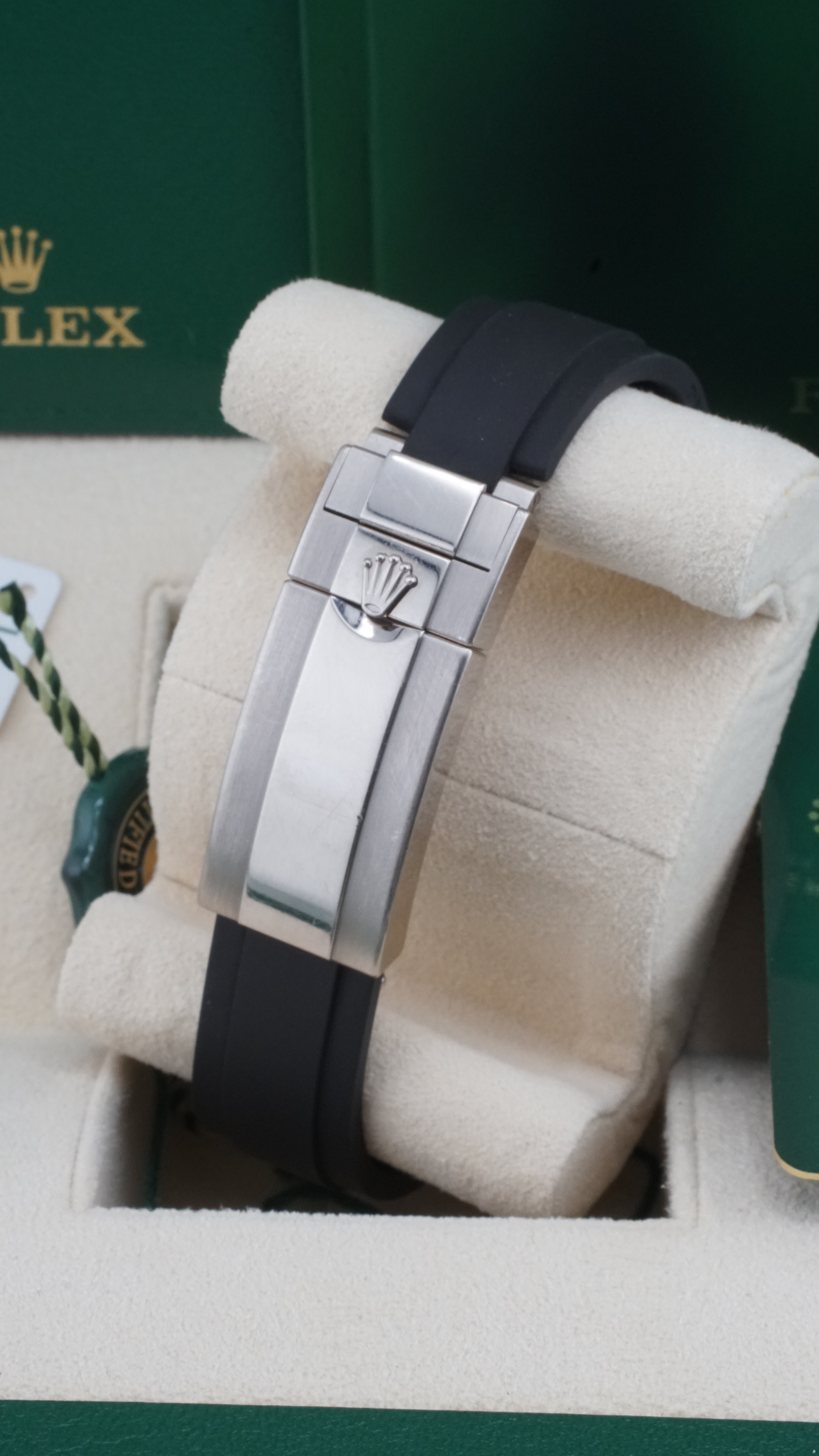 Rolex Yacht-master 42 226659 (2021 Box & Papers)