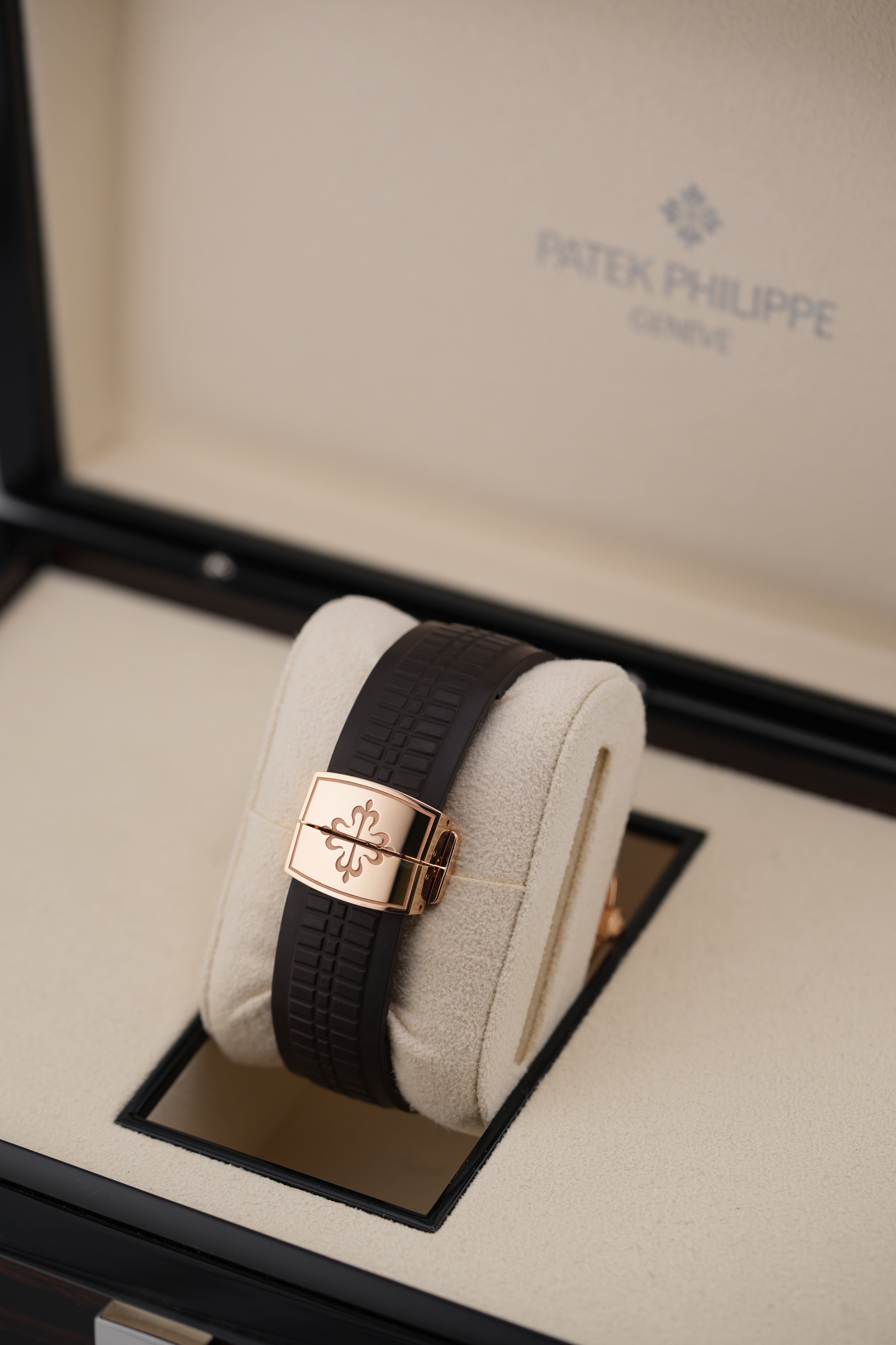 Patek Philippe Aquanaut 5167R (Box & Papers)