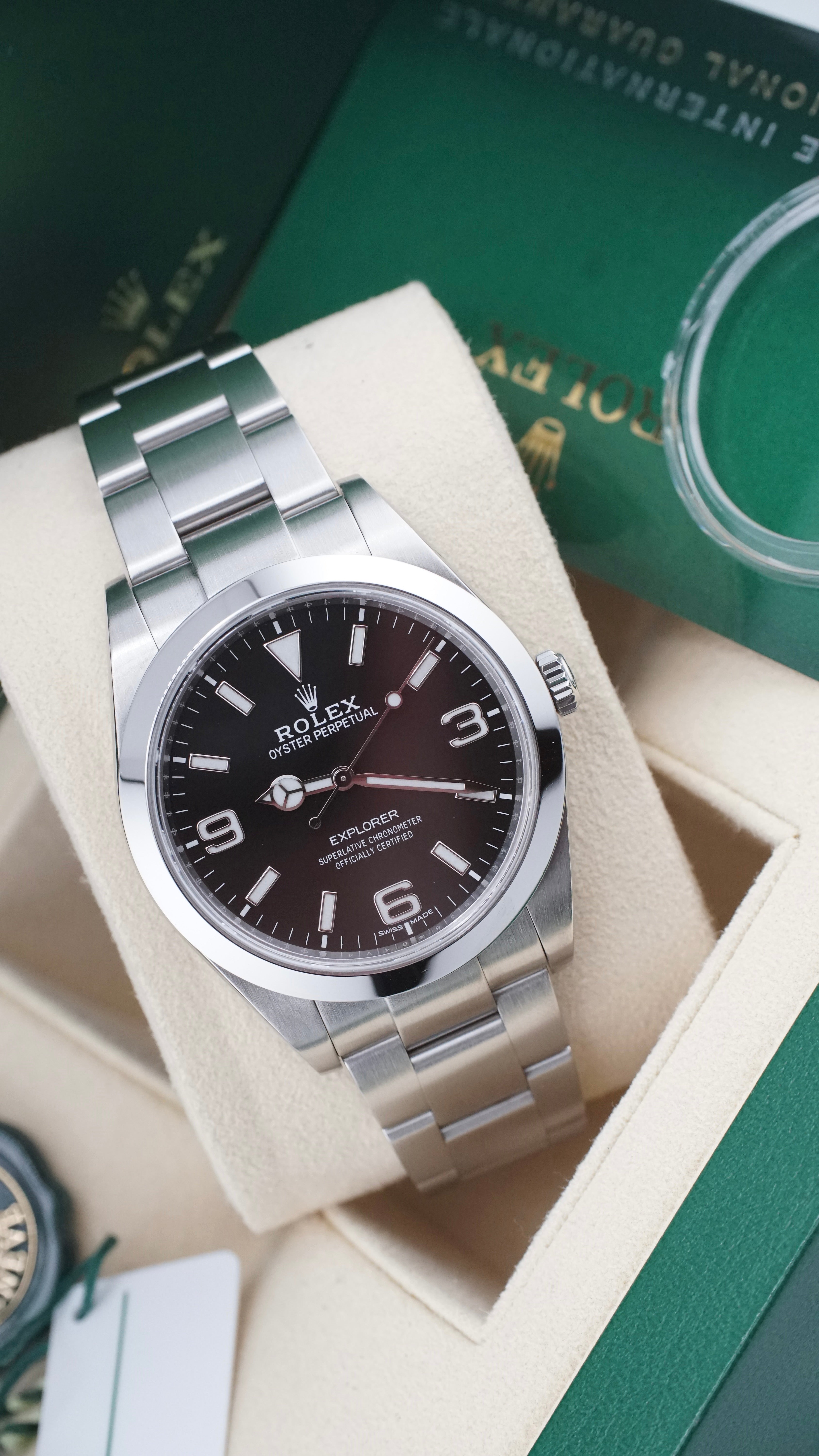 Rolex Explorer 39mm 214270 (2020 NEW CARD Box & Papers)