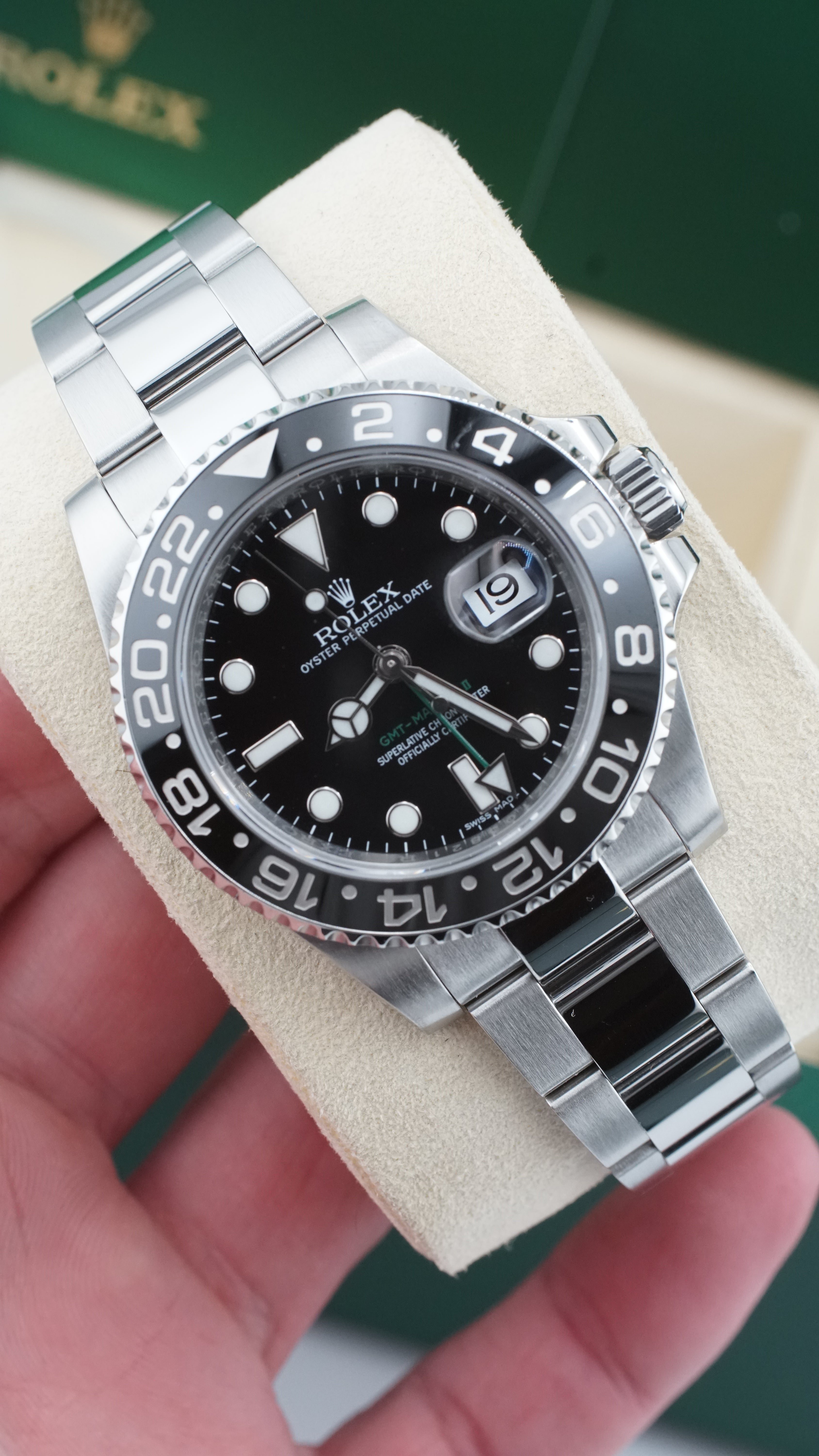 Rolex GMT Master "Green Arrow" 116710LN (2017 Box & Papers)