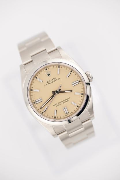 Rolex Oyster Perpetual 126000 "Beige" (2026 Box & Papers)
