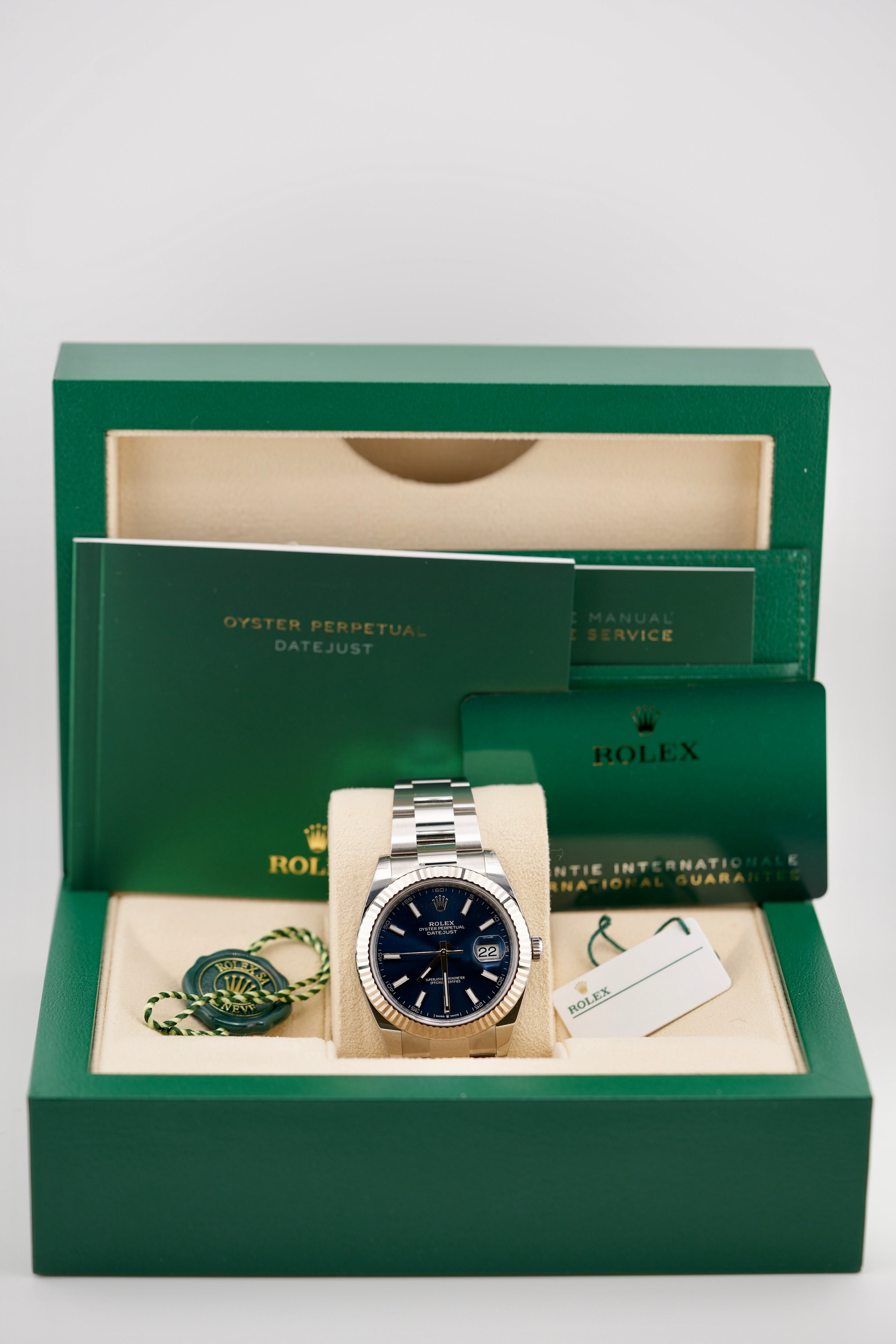 Rolex Datejust 126334 "Blue Stick Dial" (2025 Box & Papers)