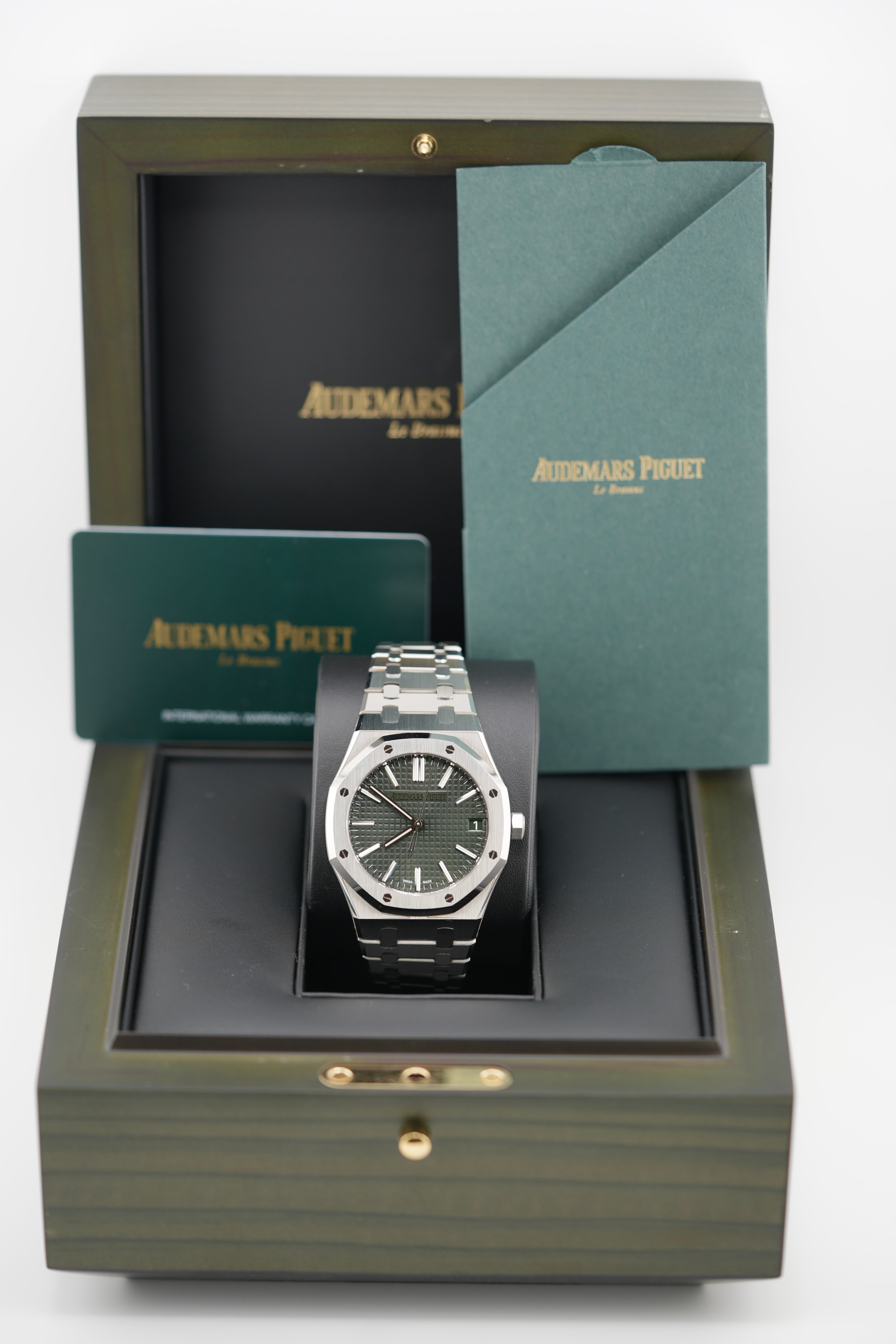 Audemars Piguet Royal Oak 15510ST "Hunter Green" (Box & Papers)