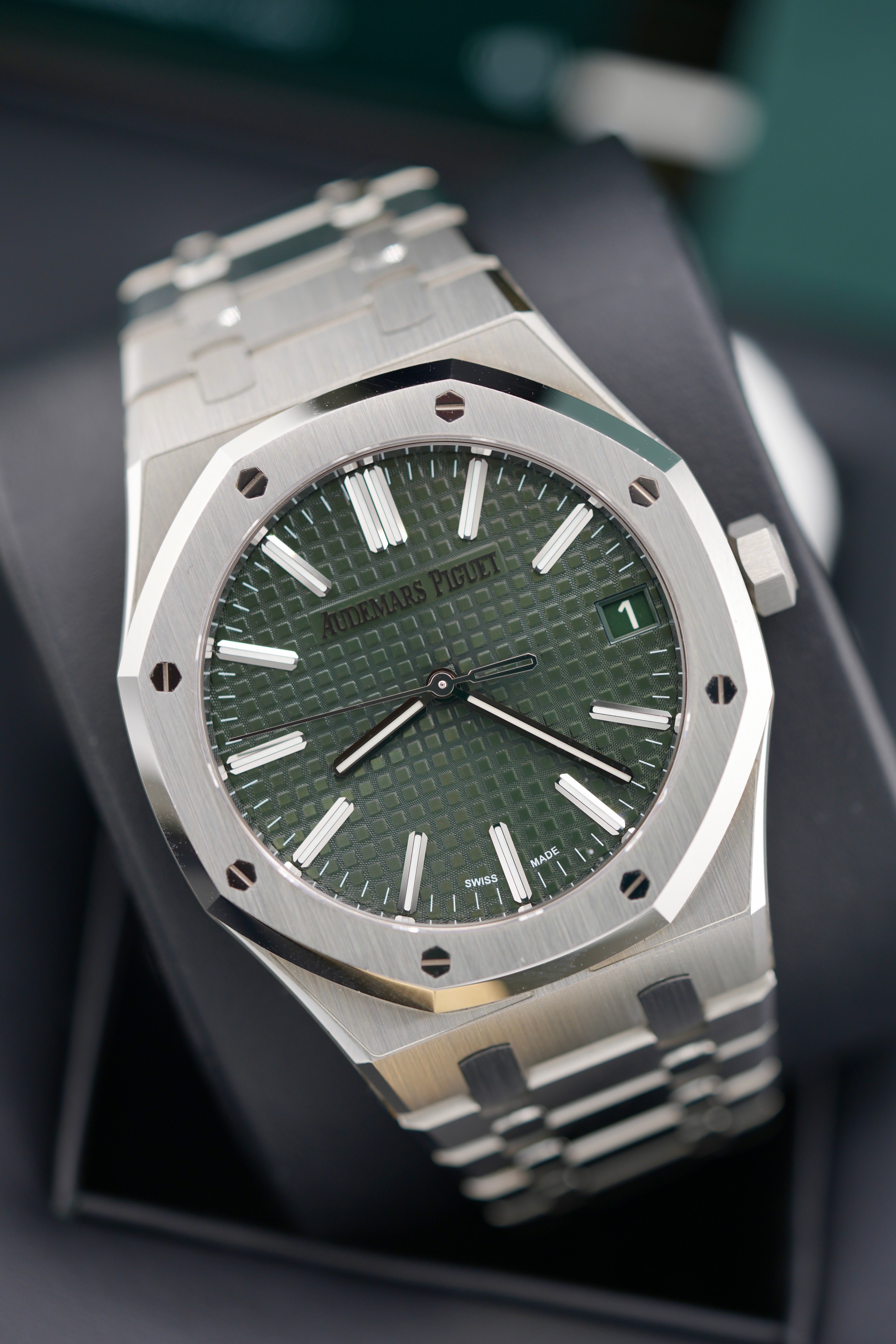 Audemars Piguet Royal Oak 15510ST "Hunter Green" (Box & Papers)