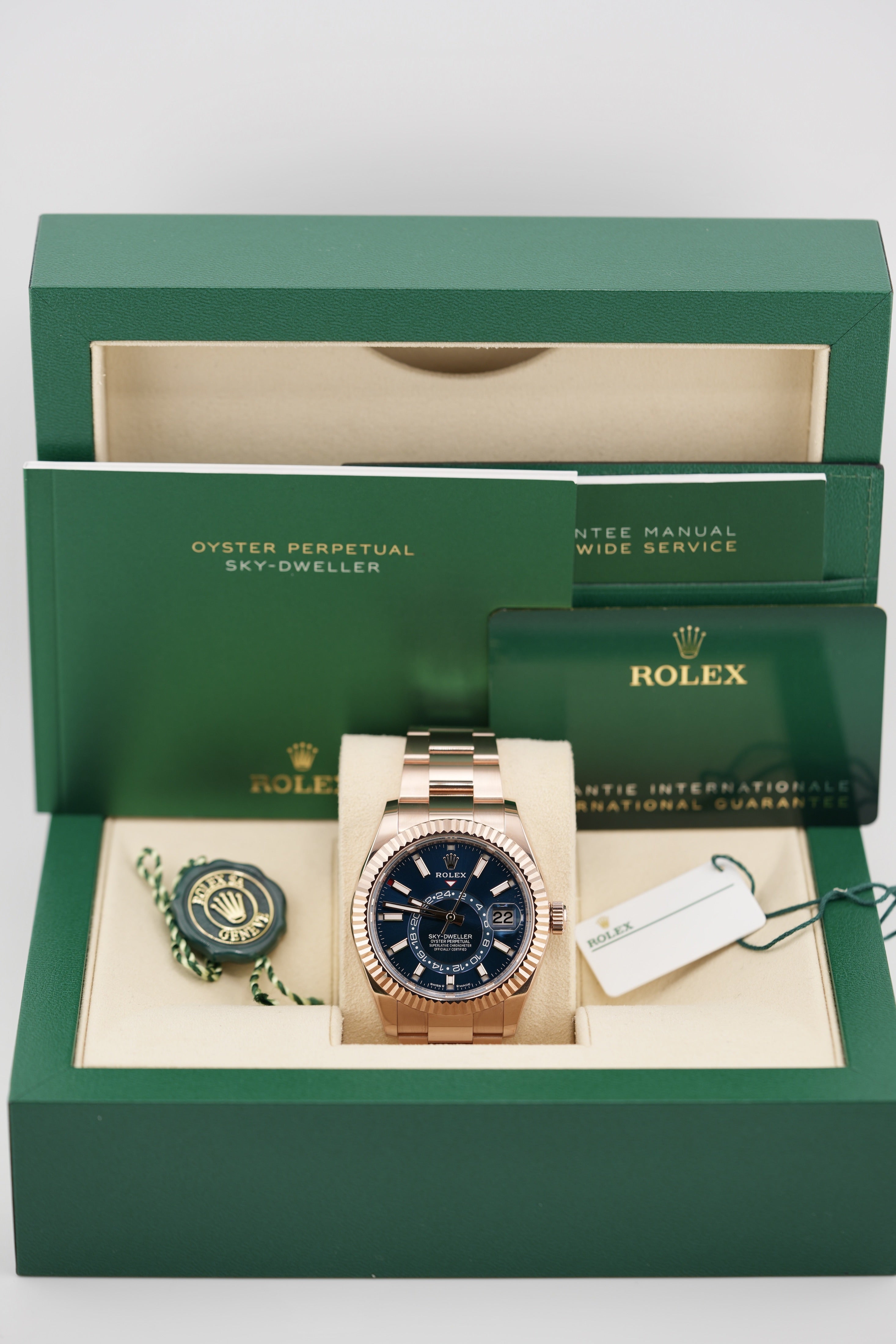 Rolex Skydweller 336935 (2025 Box & Papers)