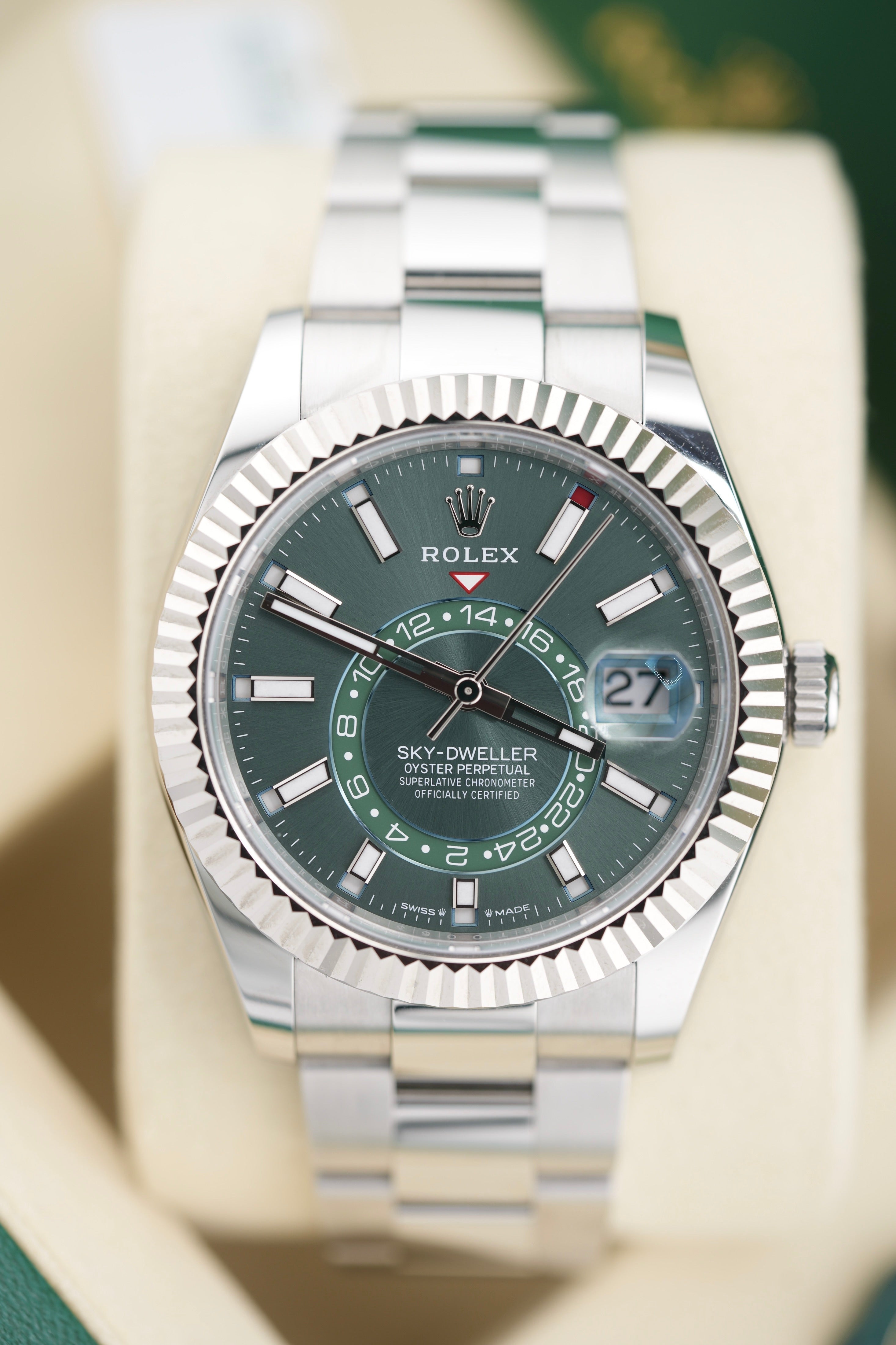 Rolex Skydweller 336934 "Mint Green" (2026 Box & Papers)