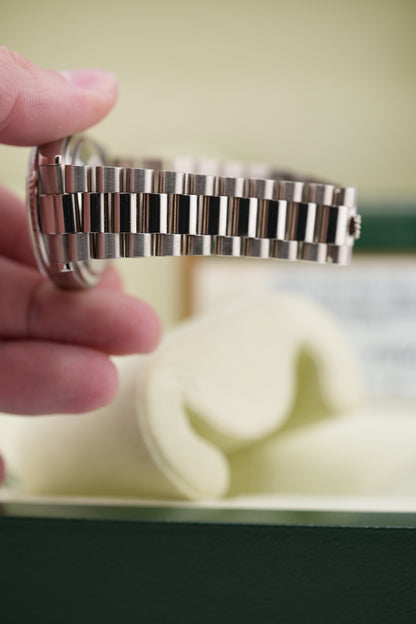 Rolex Day-date 118239G "Silver Baguette" (2012 Box & Papers)