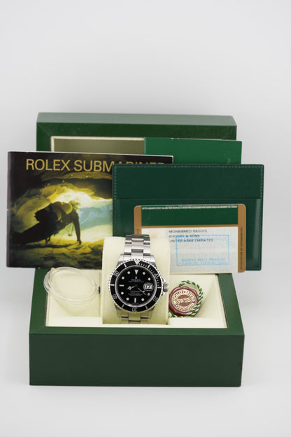 Rolex Submariner 16610LN "Engraved Rehaut" (2010 Box & Papers)