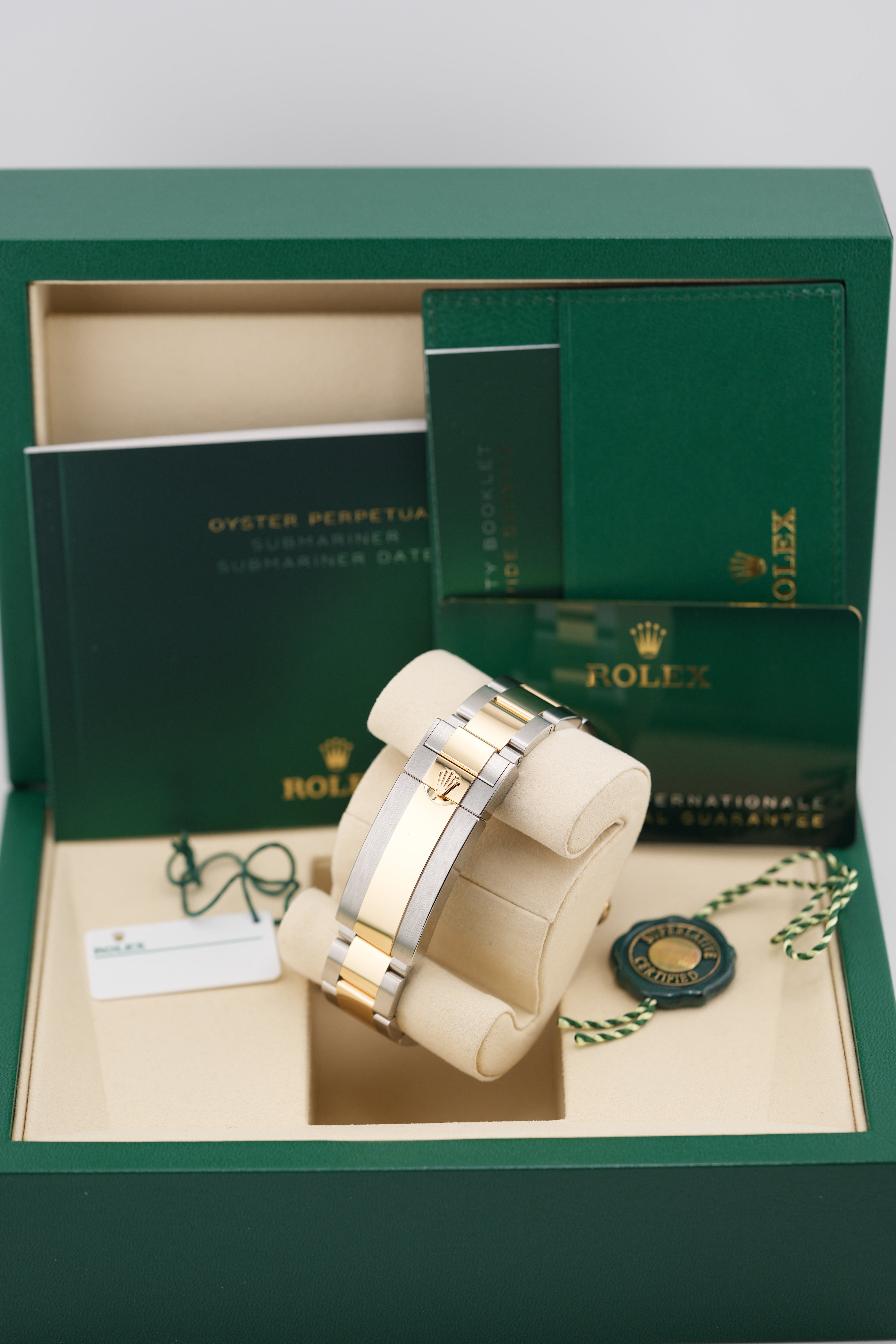 Rolex Submariner 41MM 126613LB "Bluesy" (2026 NEW Box & Papers)