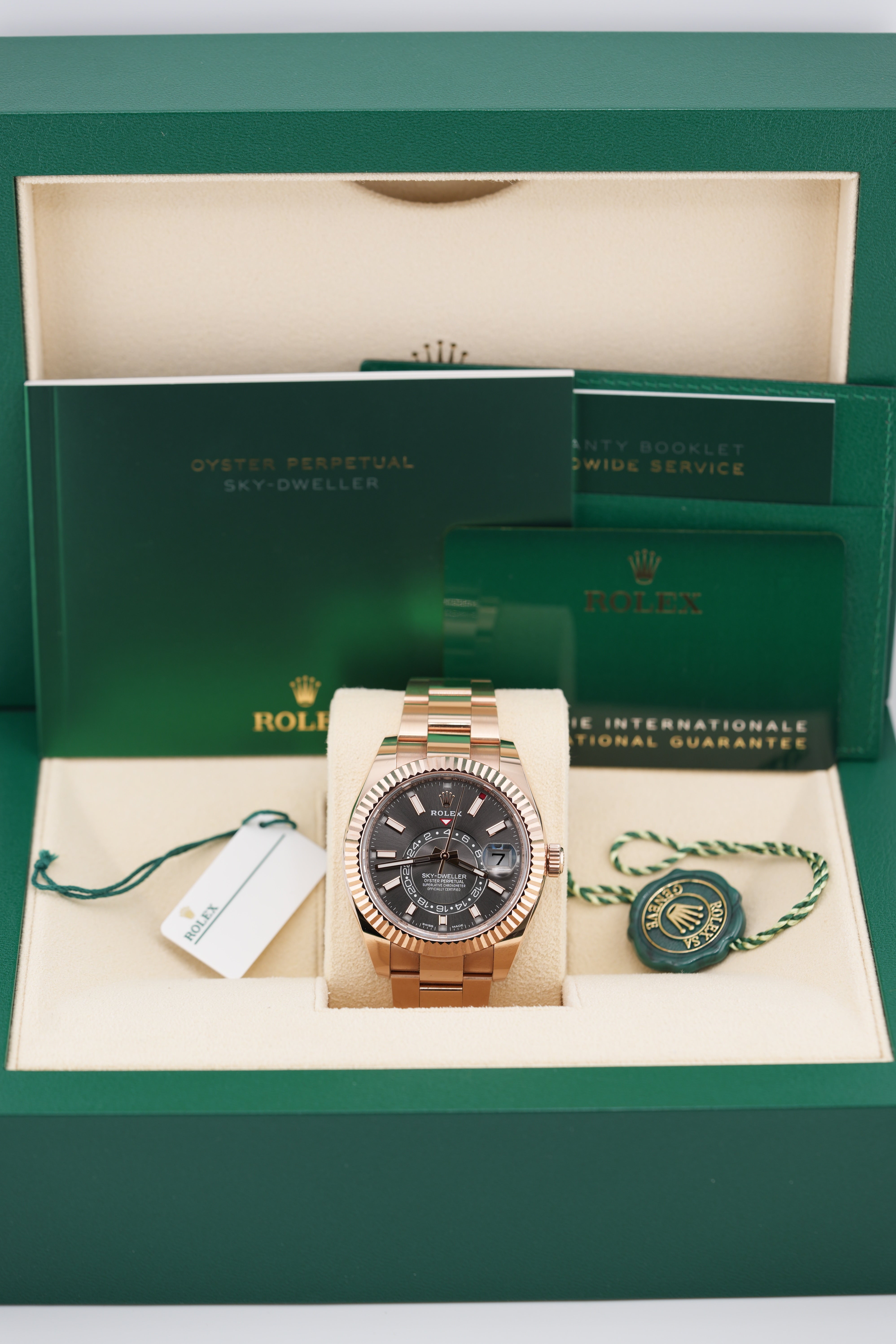 Rolex Sky-Dweller 326935 "Rhodium" (2022 Box & Papers)