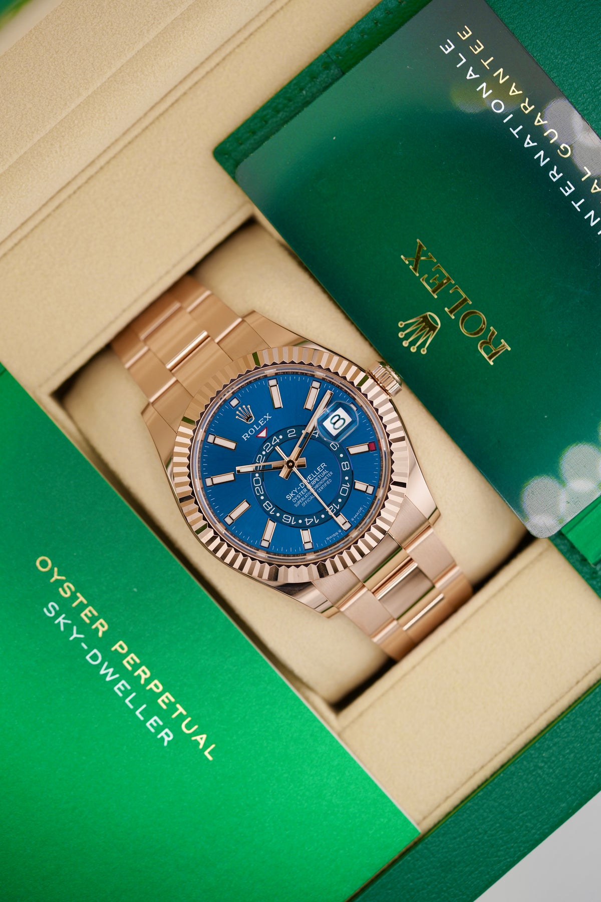 Rolex Sky-dweller 336935 (2026 UNWORN Box & Papers)