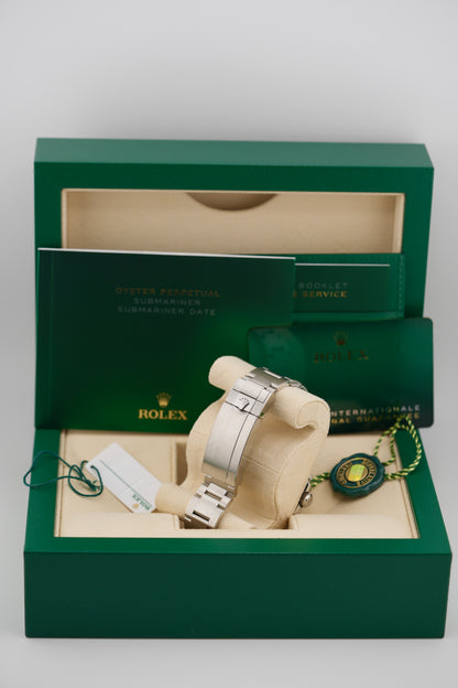 Rolex Submariner Date 41MM 126610LN (2024 UNWORN Box & Papers)