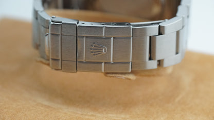 Rolex Explorer II “Polar” 16570 (Collectors Set)