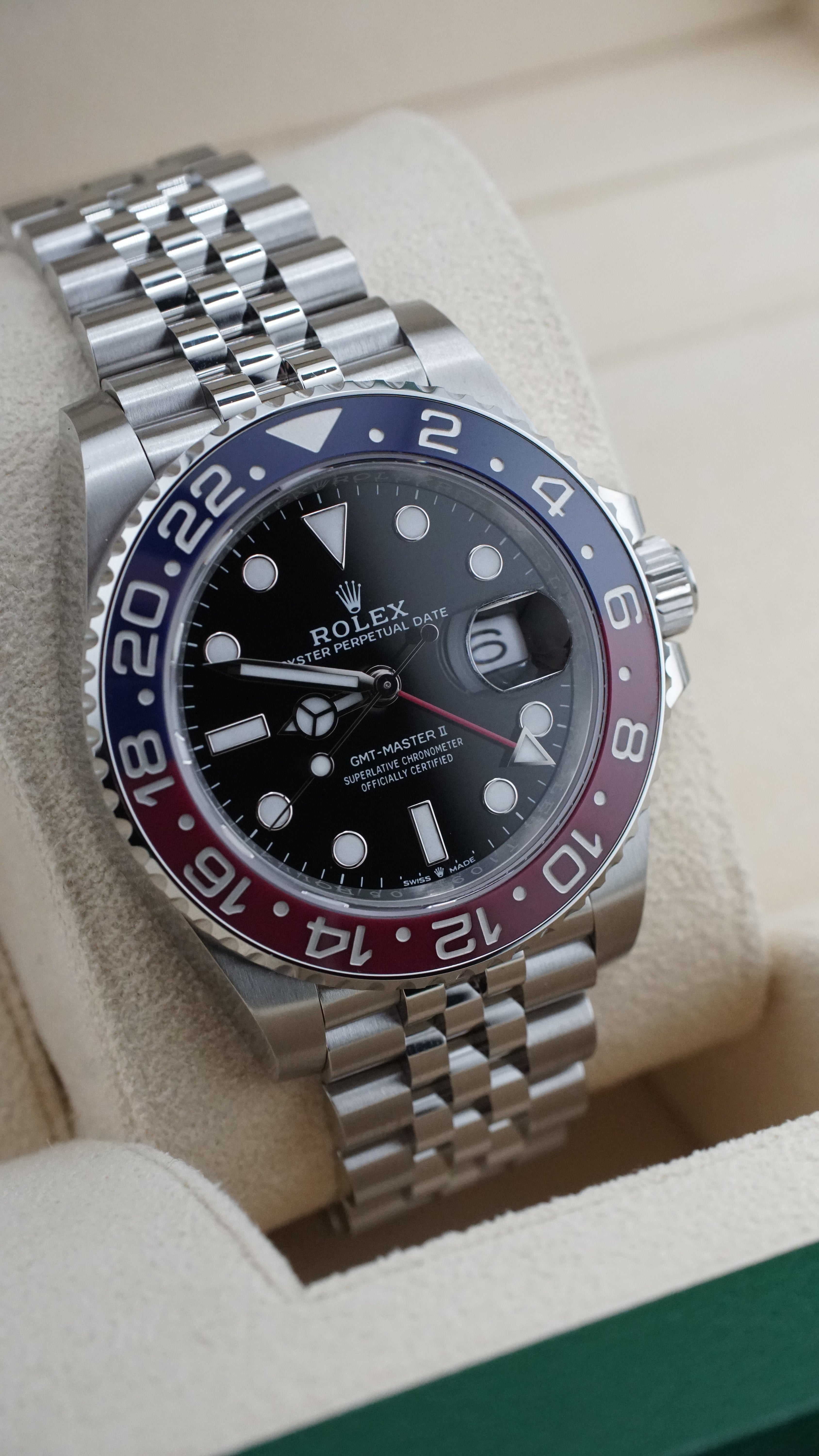 Rolex GMT Master II 126710BLRO Pepsi