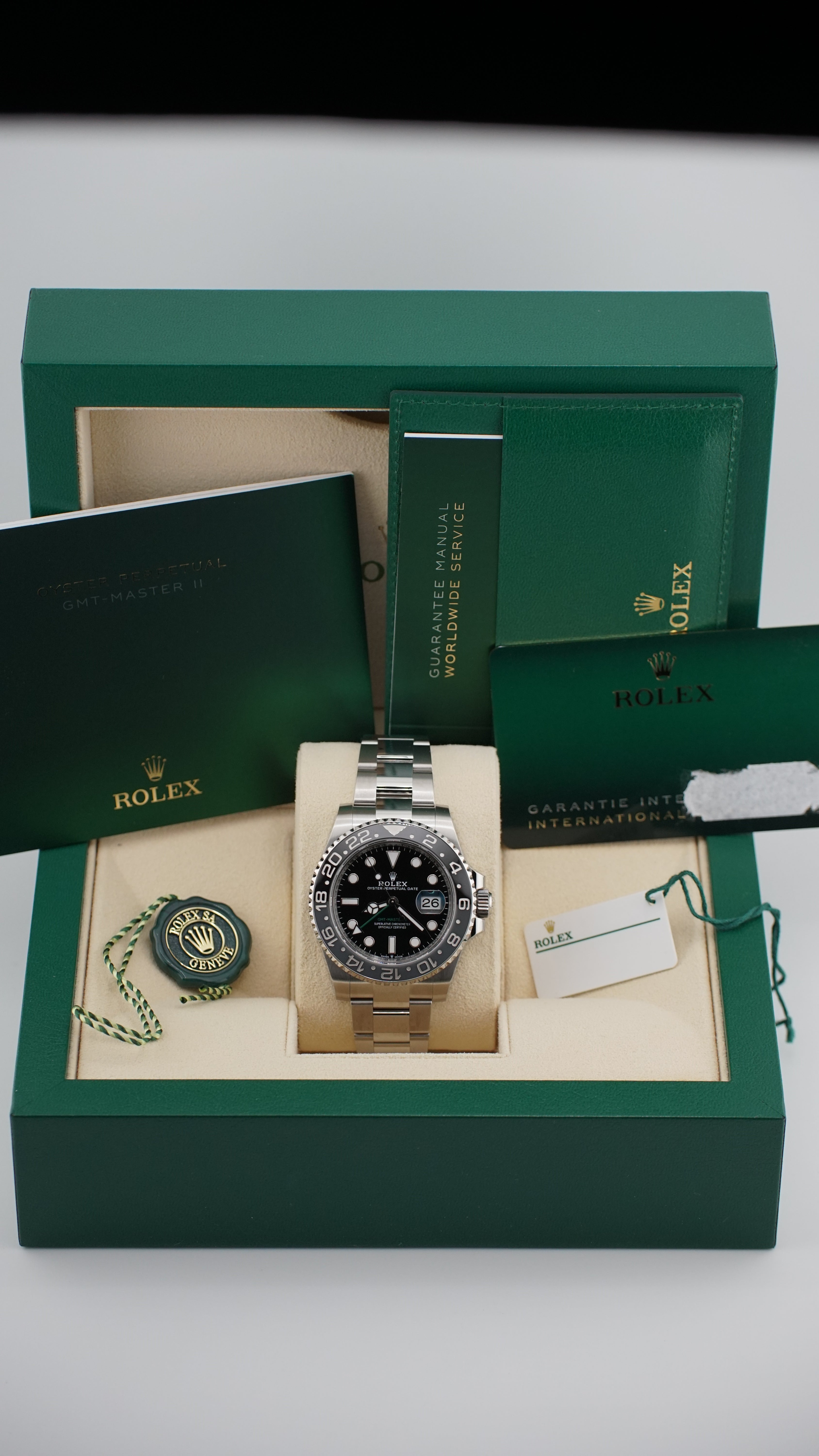 Rolex GMT Matser II 126710GRNR (2024)