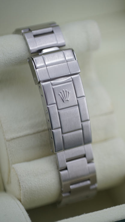 Rolex Sea-Dweller 16600 (SERVICED) (2011 BOX & PAPERS)