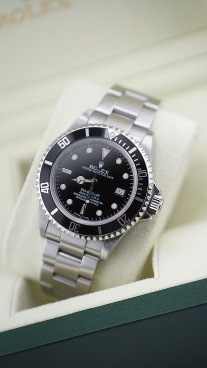 Rolex Sea-Dweller 16600 (SERVICED) (2011 BOX & PAPERS)