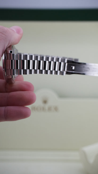 Rolex Day-date 41MM 218206 Platinum (Box & Papers)
