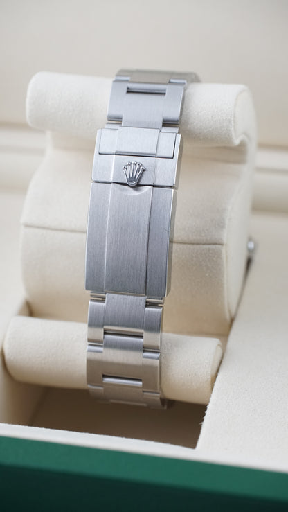 Rolex Explorer 224270 (Box & Papers 2025)