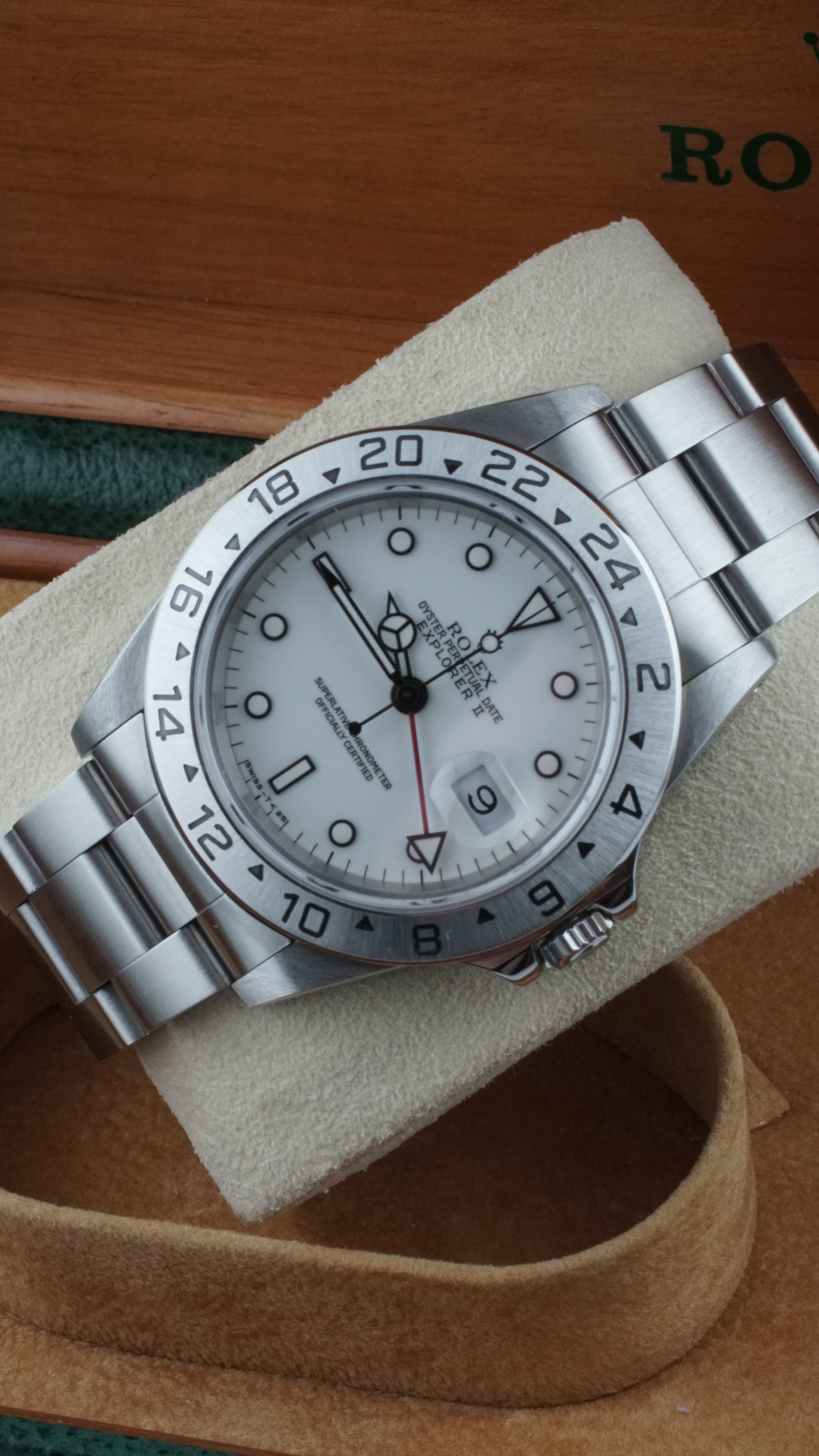 Rolex Explorer II 16570 "Cream Polar" (Watch & Box 1997)