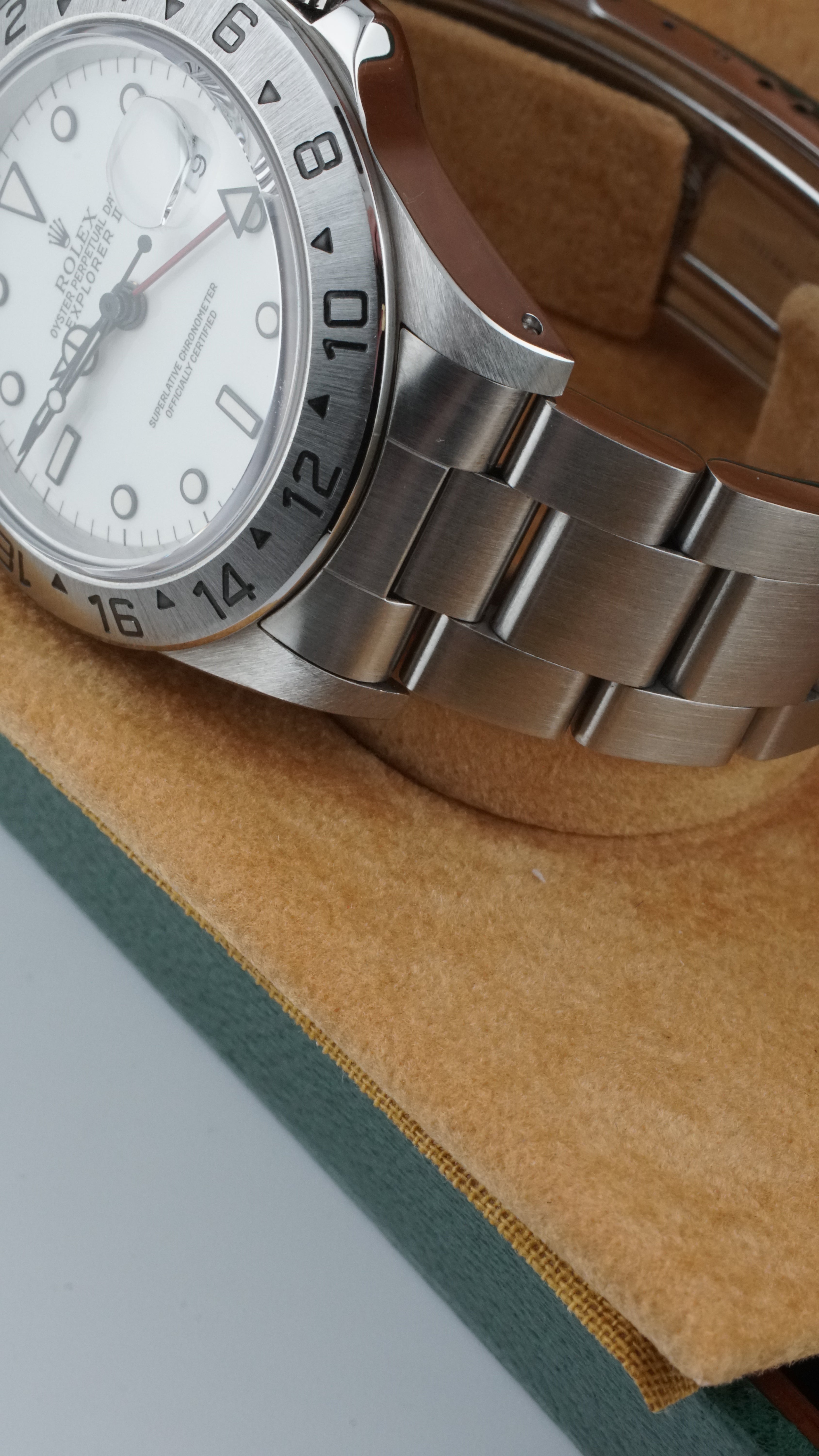 Rolex Explorer II 16570 "Cream Polar" (Watch & Box 1997)