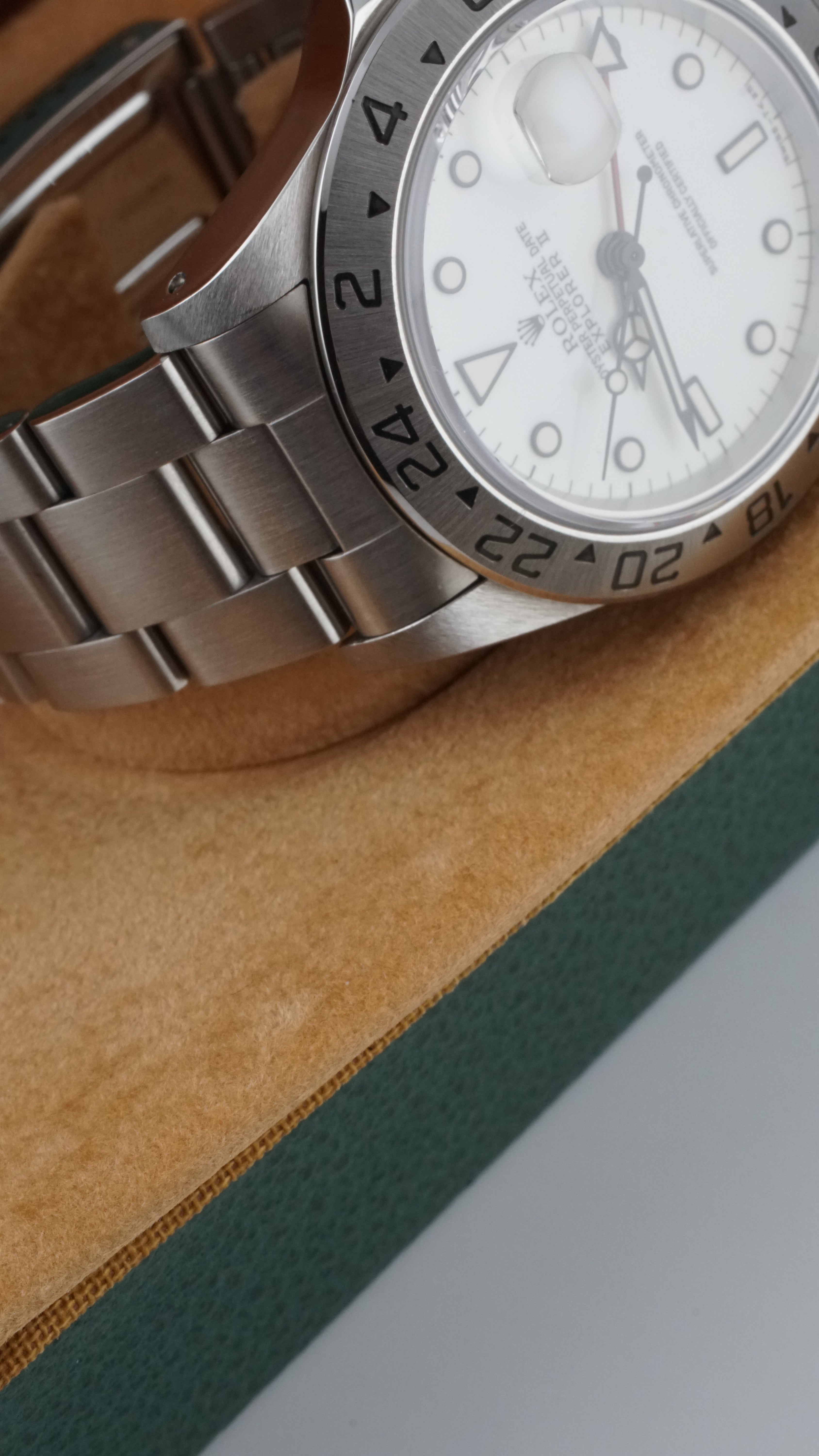 Rolex Explorer II 16570 "Cream Polar" (Watch & Box 1997)