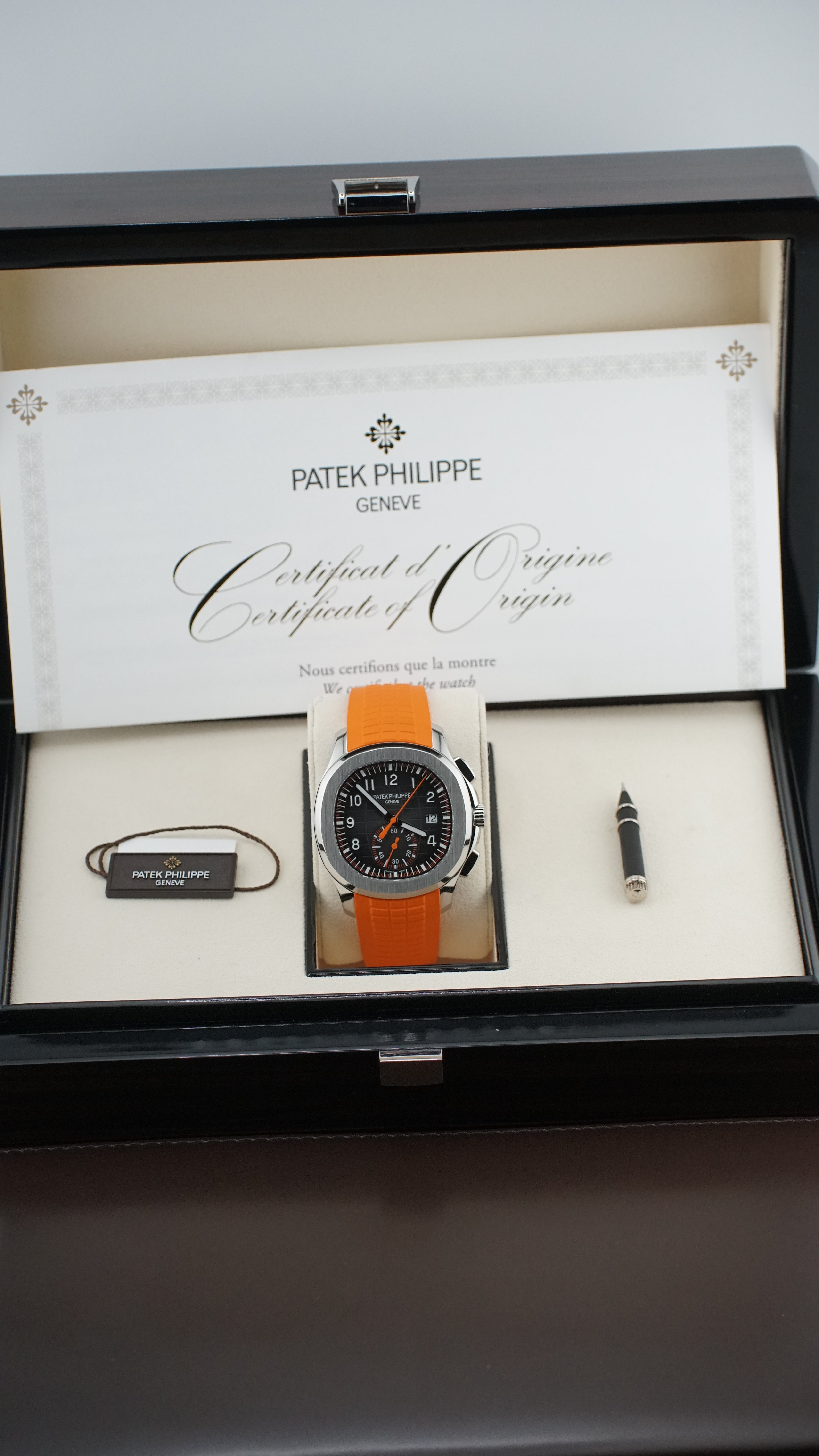 Patek Philippe 5968A Aquanaut Chronograph (2025 Box & Papers)