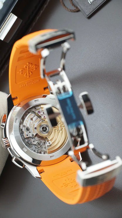 Patek Philippe 5968A Aquanaut Chronograph (2025 Box & Papers)